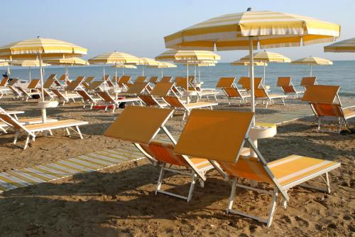 Double or Twin Room - Beach Access