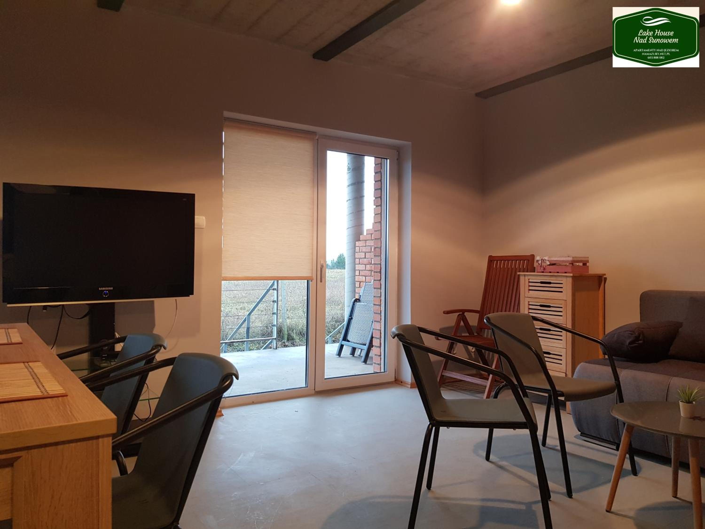 Duplex Suite - Photo 12