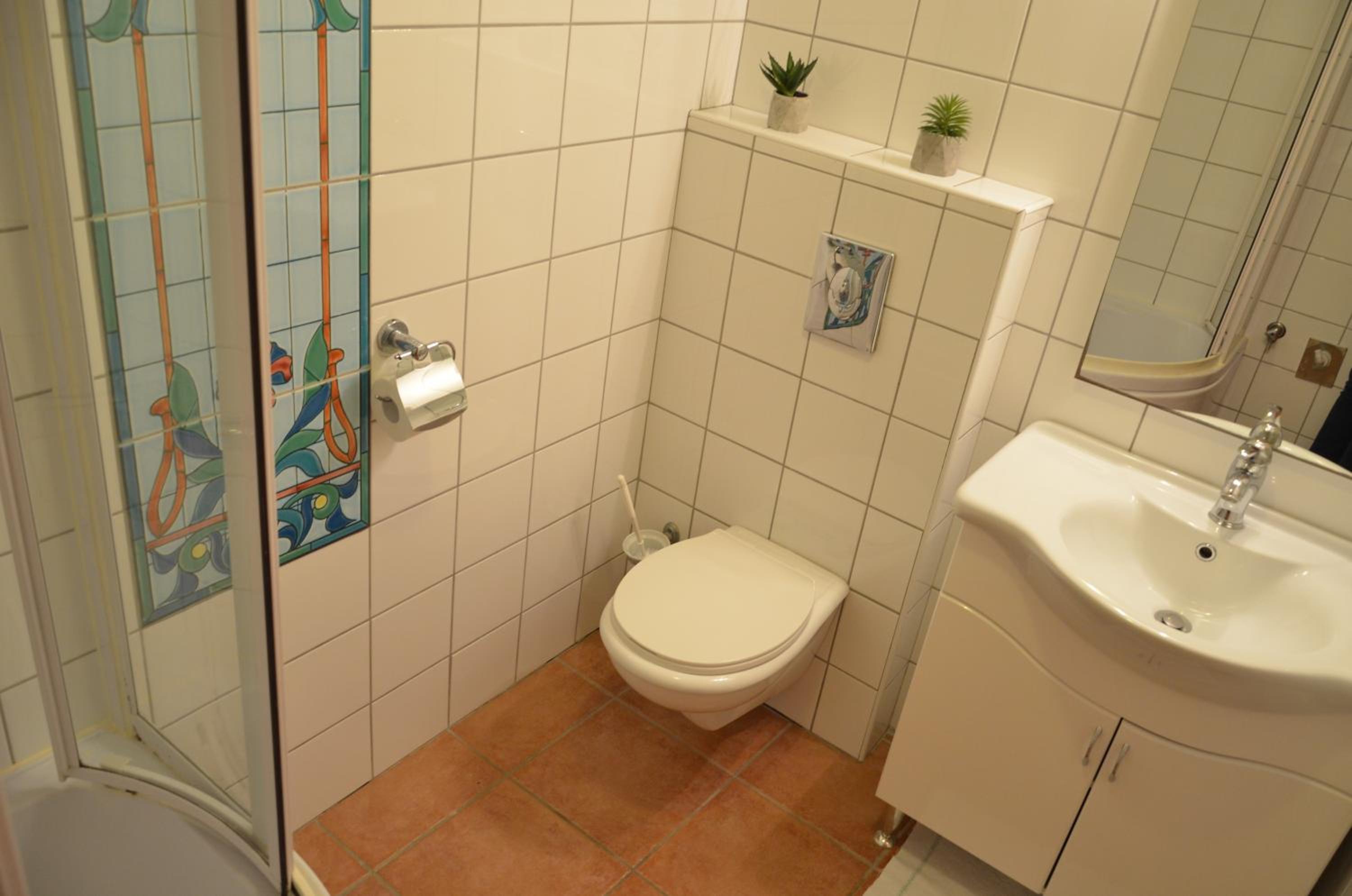 Comfort One-Bedroom Apartment with Balcony and Sea View photo 3