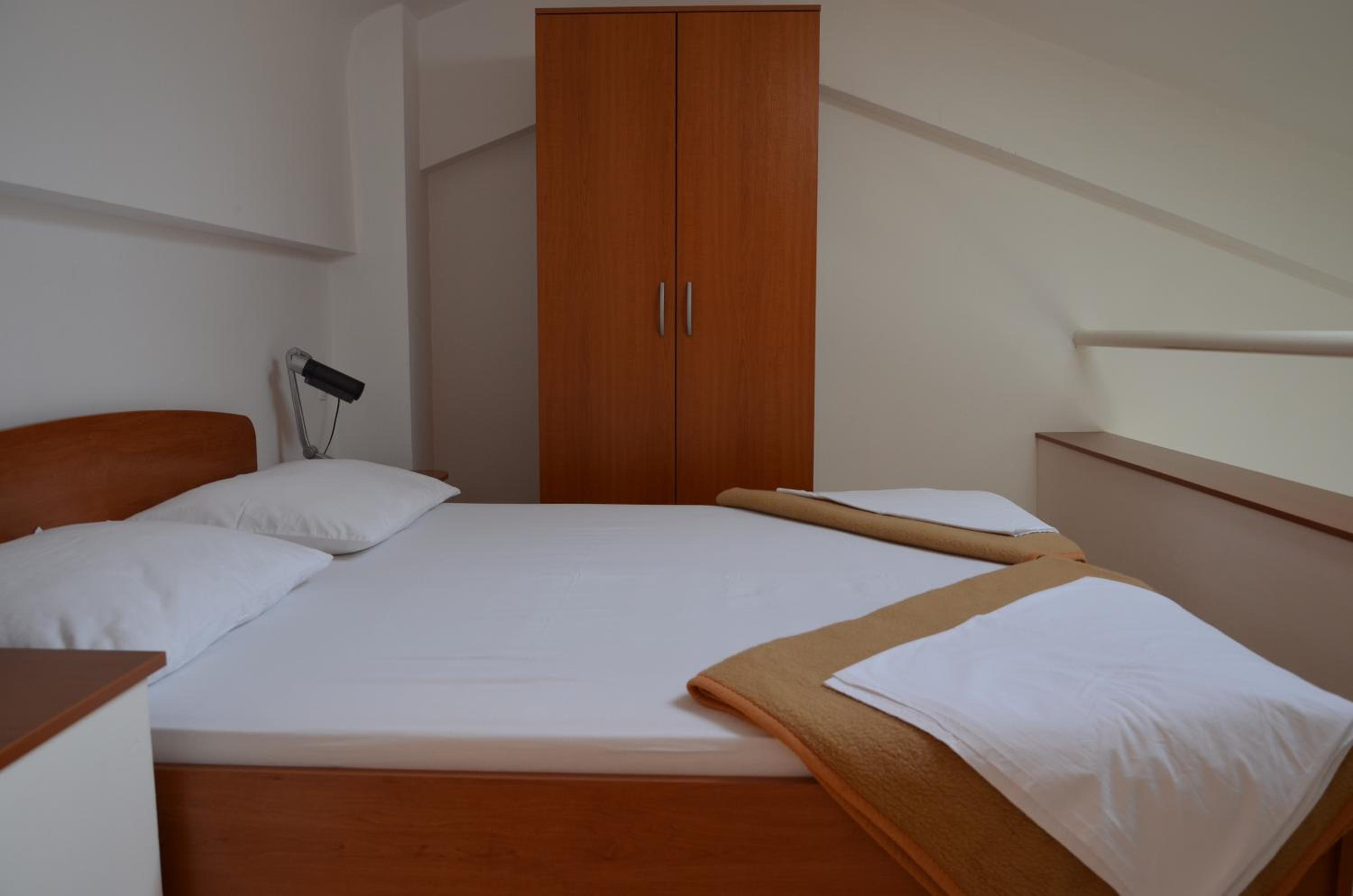 One-Bedroom Apartment with Balcony and Sea View - Br.2 photo 2