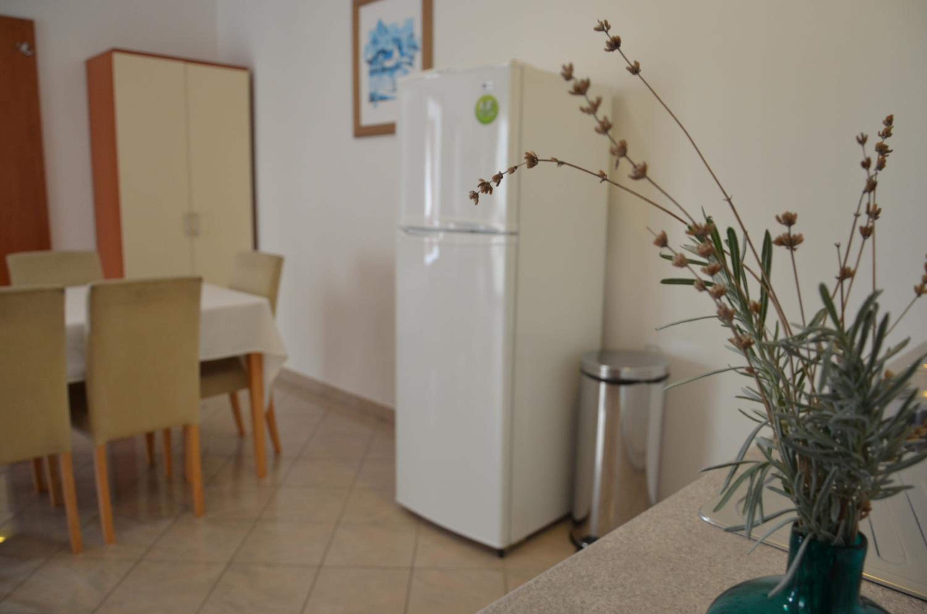 Three-Bedroom Apartment with Balcony and Sea View No.8 photo 1