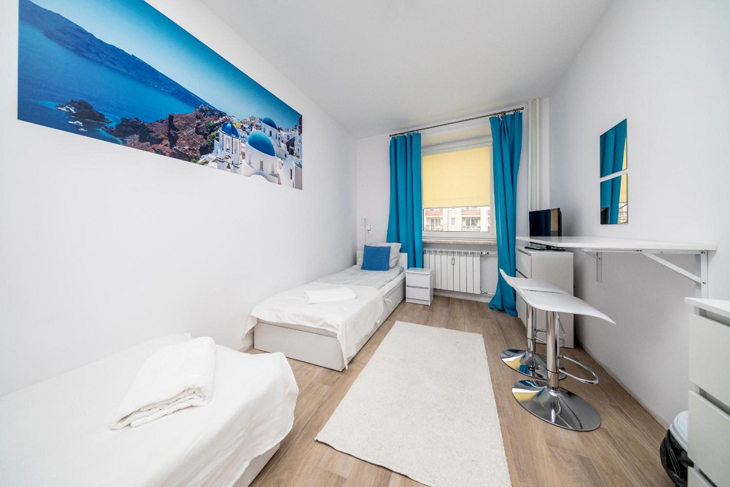 Standard Twin Room with Shared Bathroom