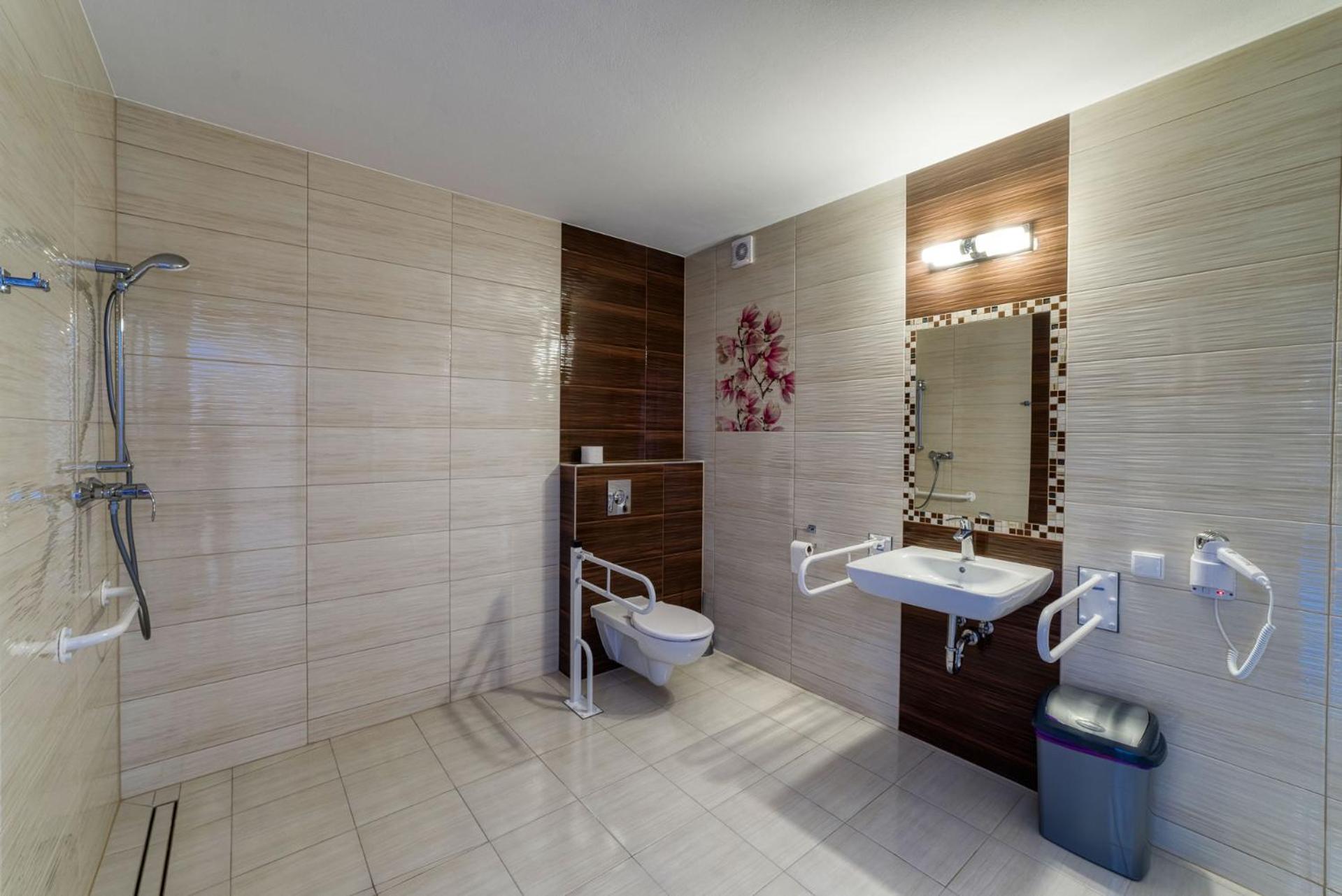 Double Room - Disability Access