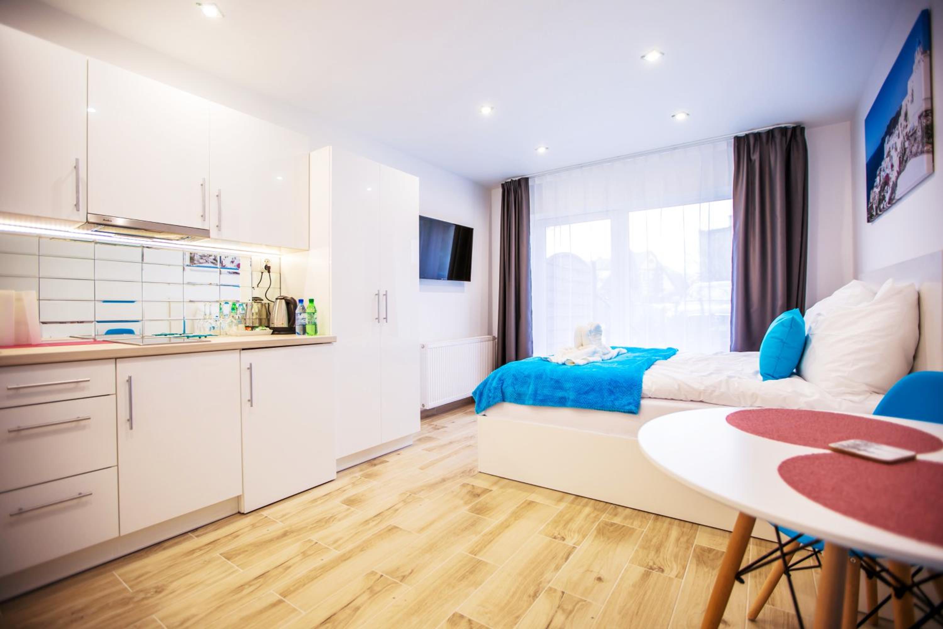 Double Room - Photo 2