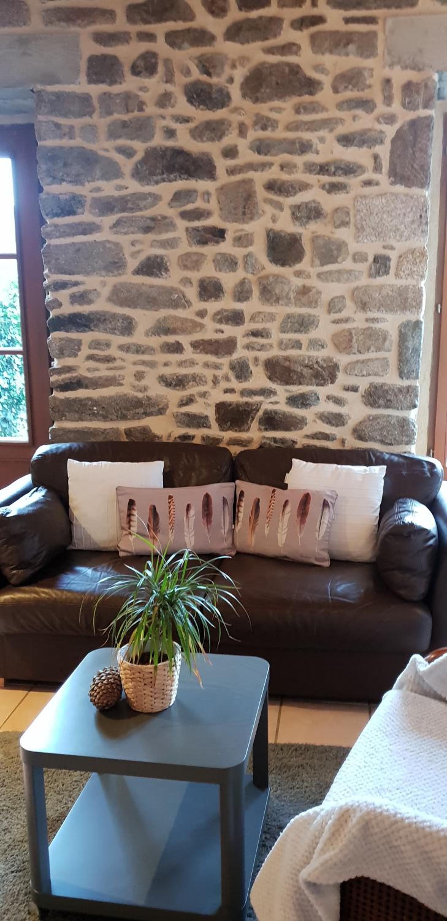 Two-Bedroom House - Photo 17