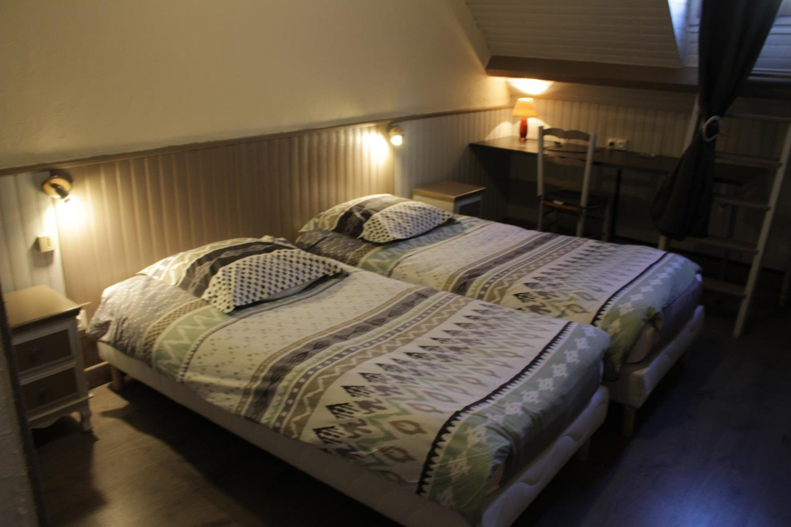 Twin Room with Mountain View - North - Photo 3