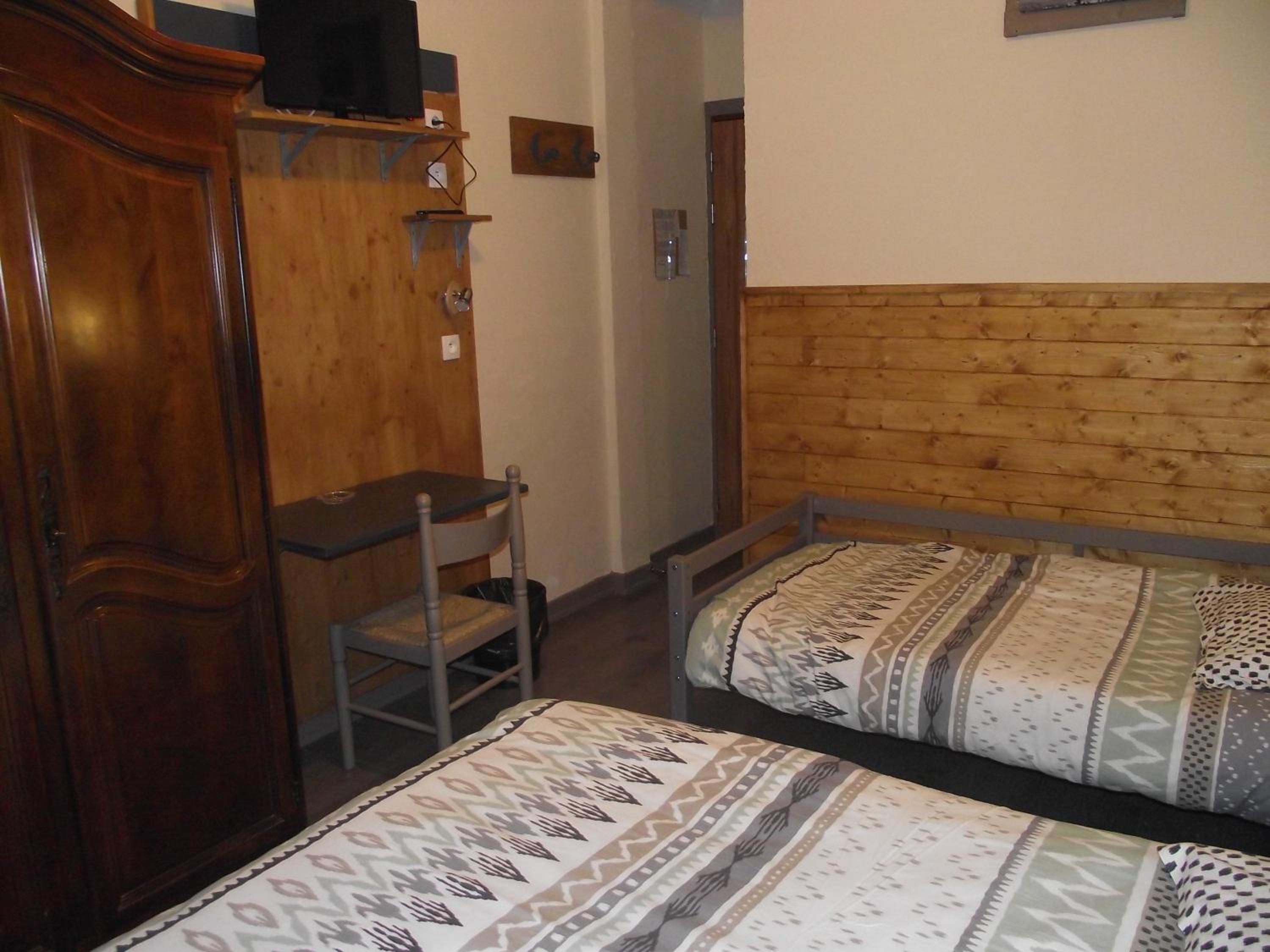 Triple Room with Mountain View - North - Photo 1