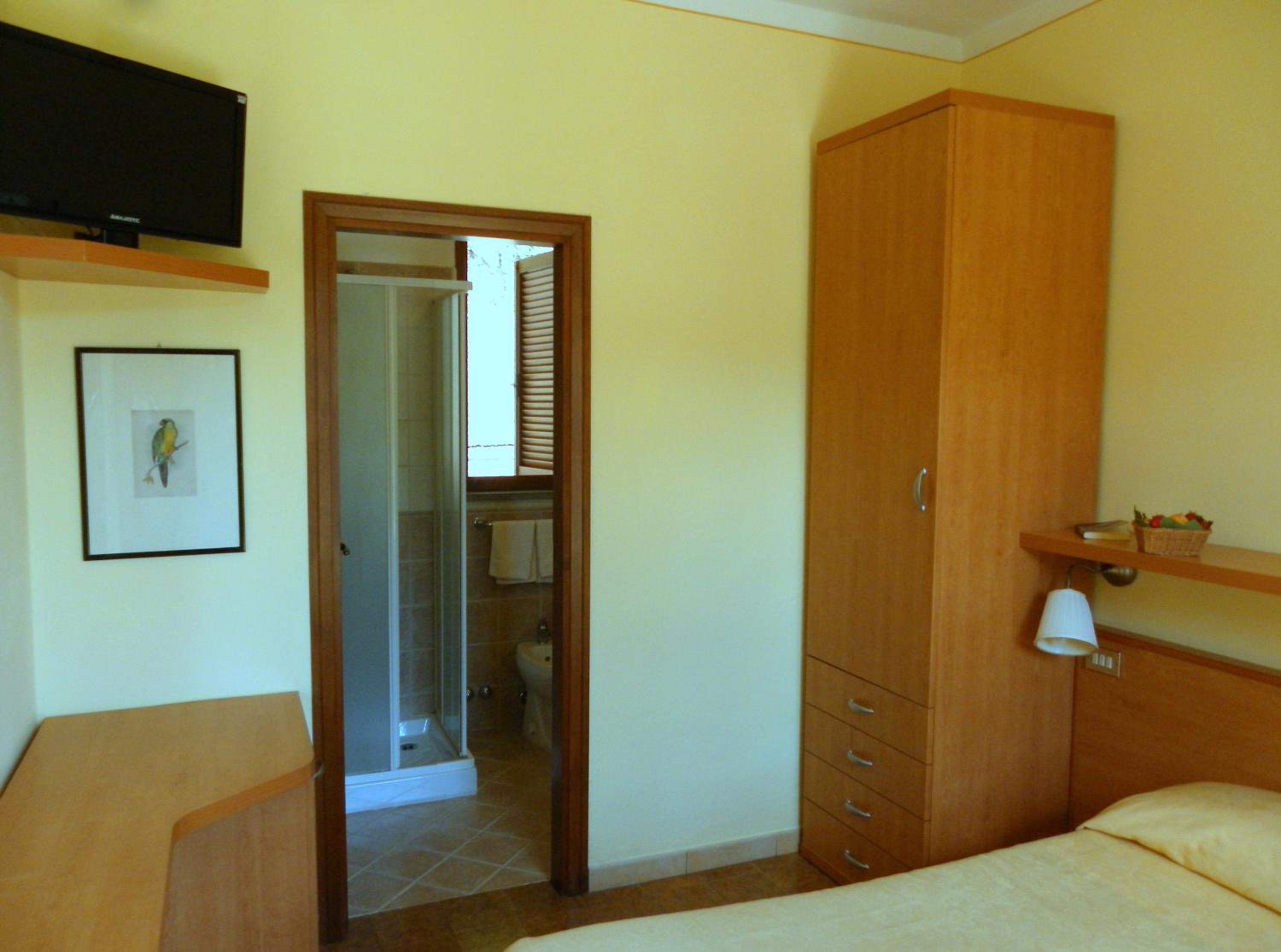 Classic Double Room - Photo 1