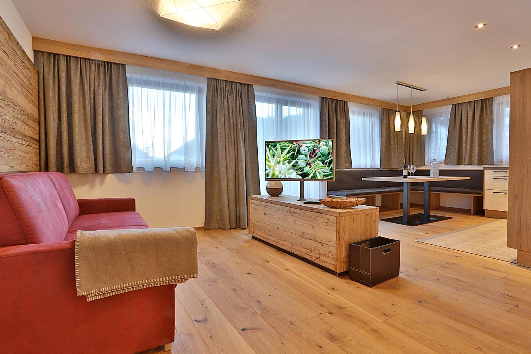 Two-Bedroom Apartment - Photo 1