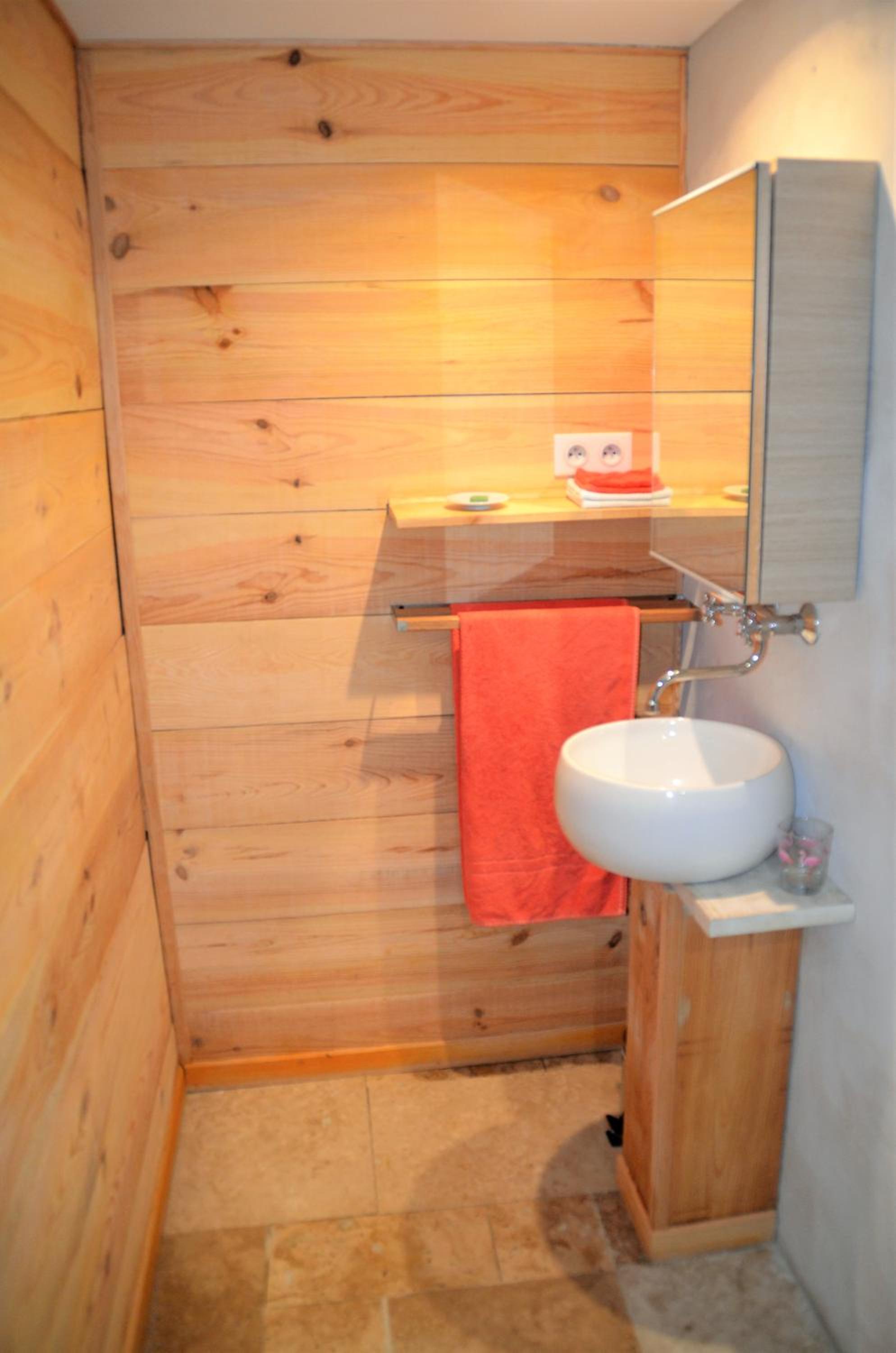 Double Room - Photo 3