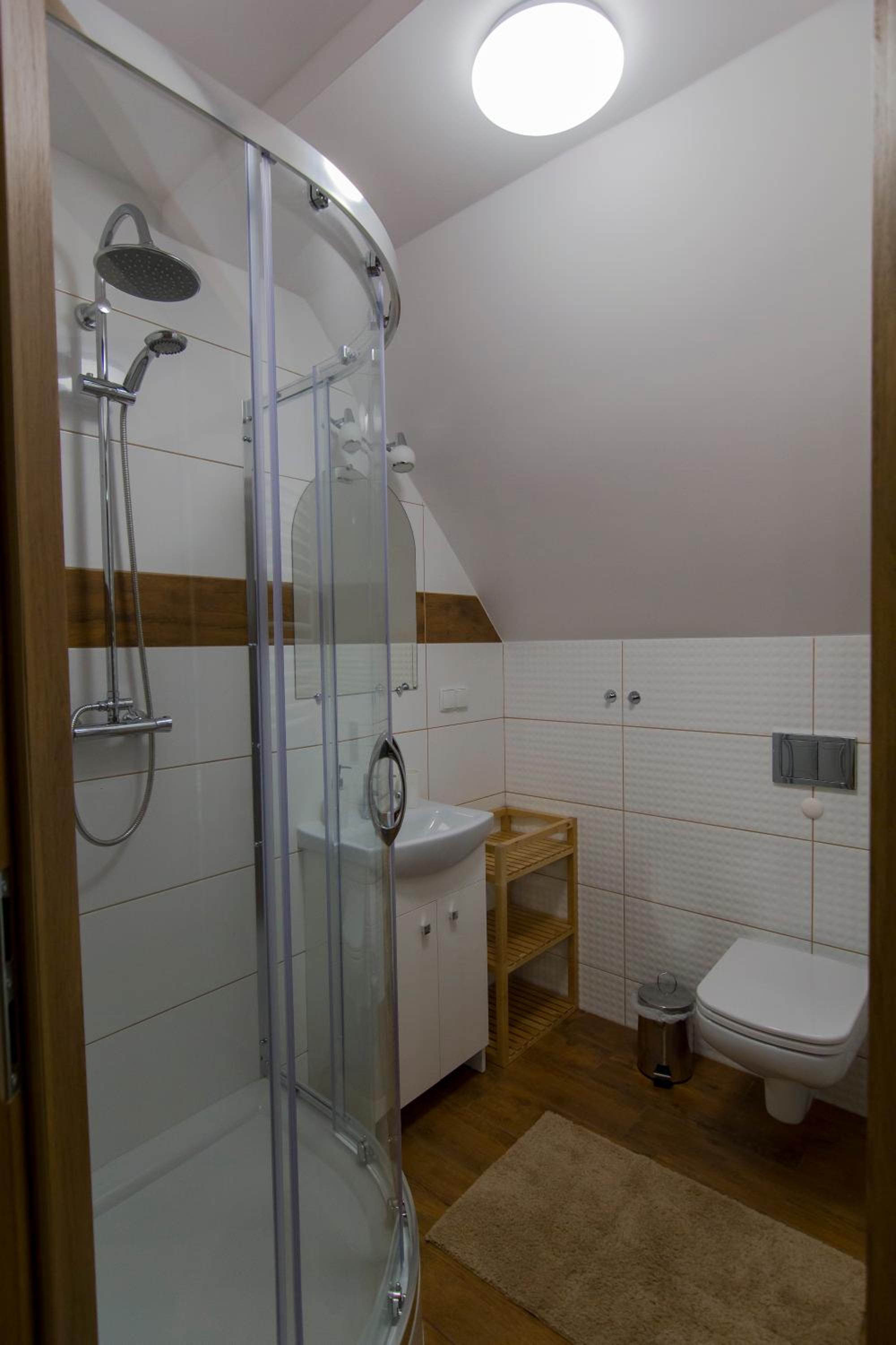 Family Room with Private Bathroom photo 3