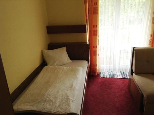 Single Room with Balcony photo 2