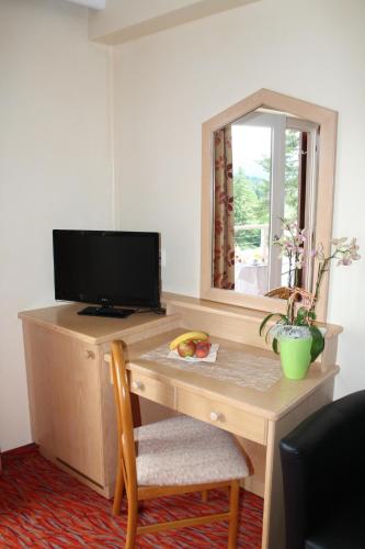 Double Room with Balcony photo 3