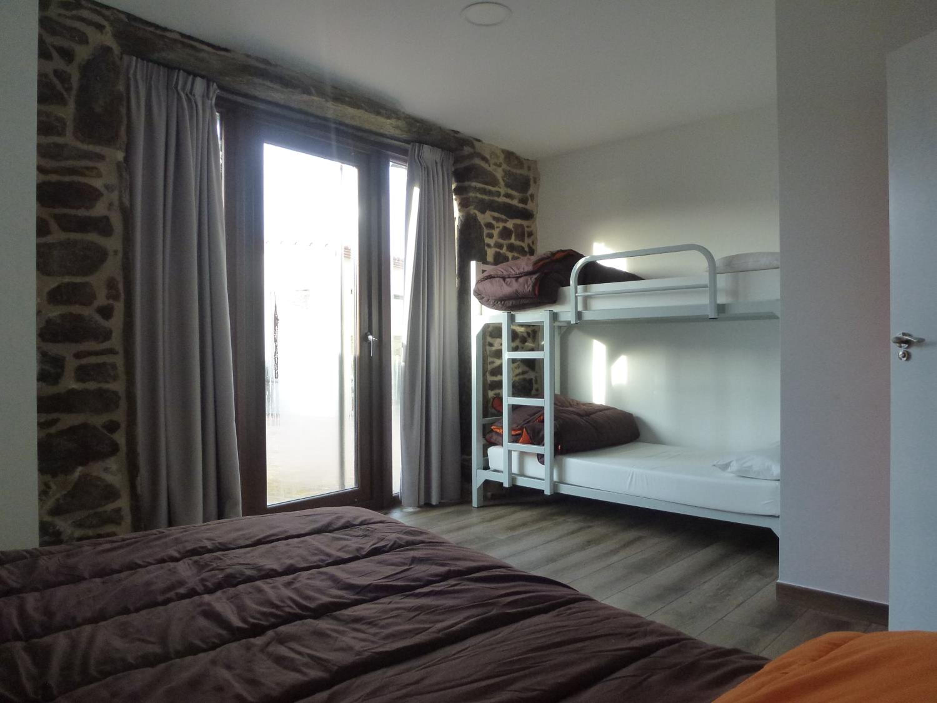 Quadruple Room with Shared Bathroom photo 1