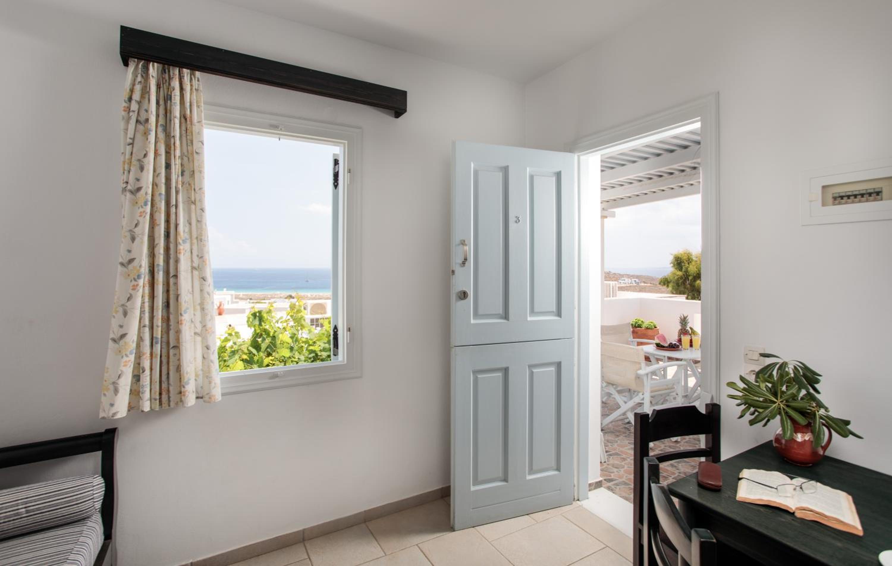 Apartment with Sea View photo 3