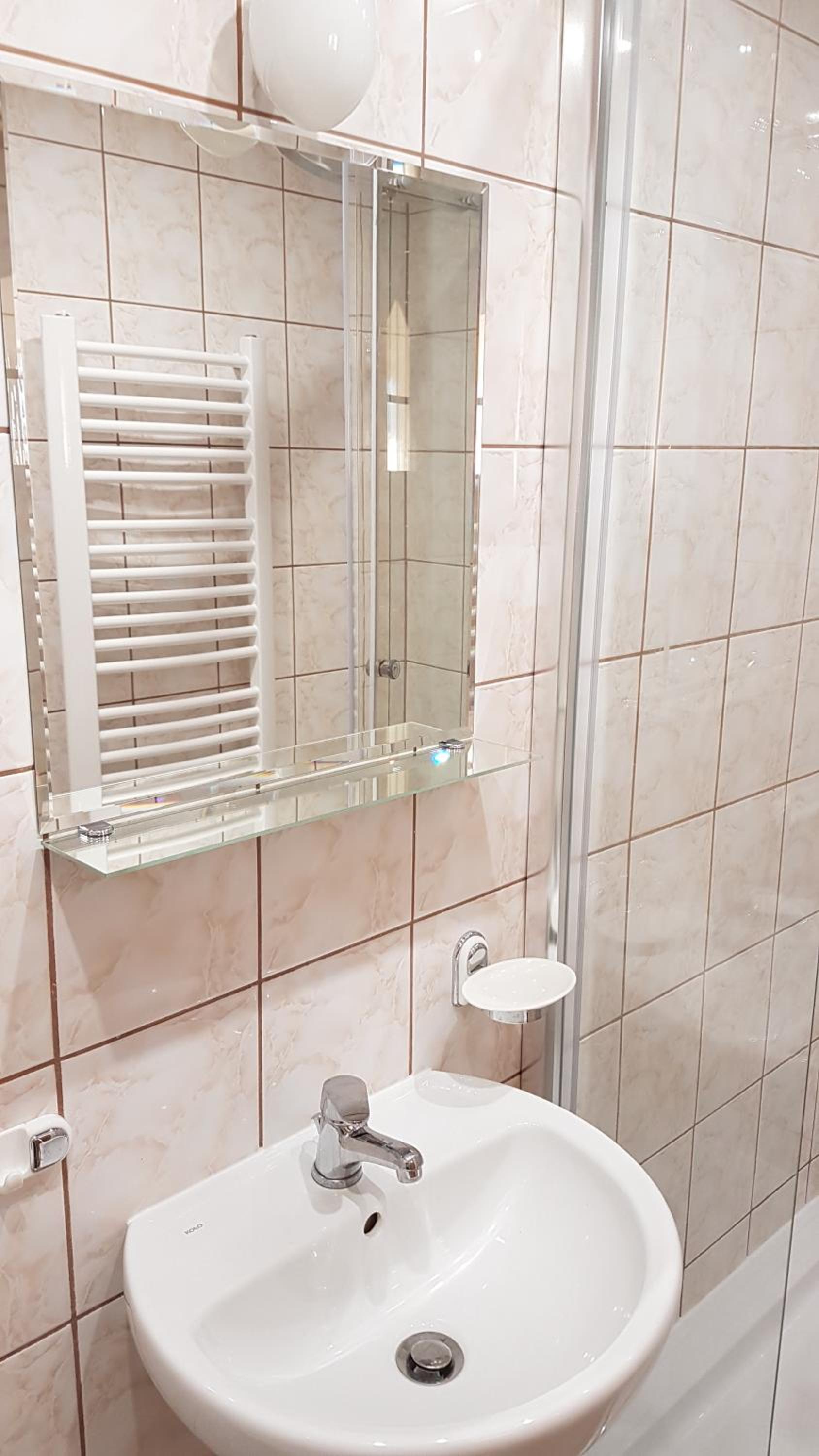 Triple Room with Bathroom photo 2