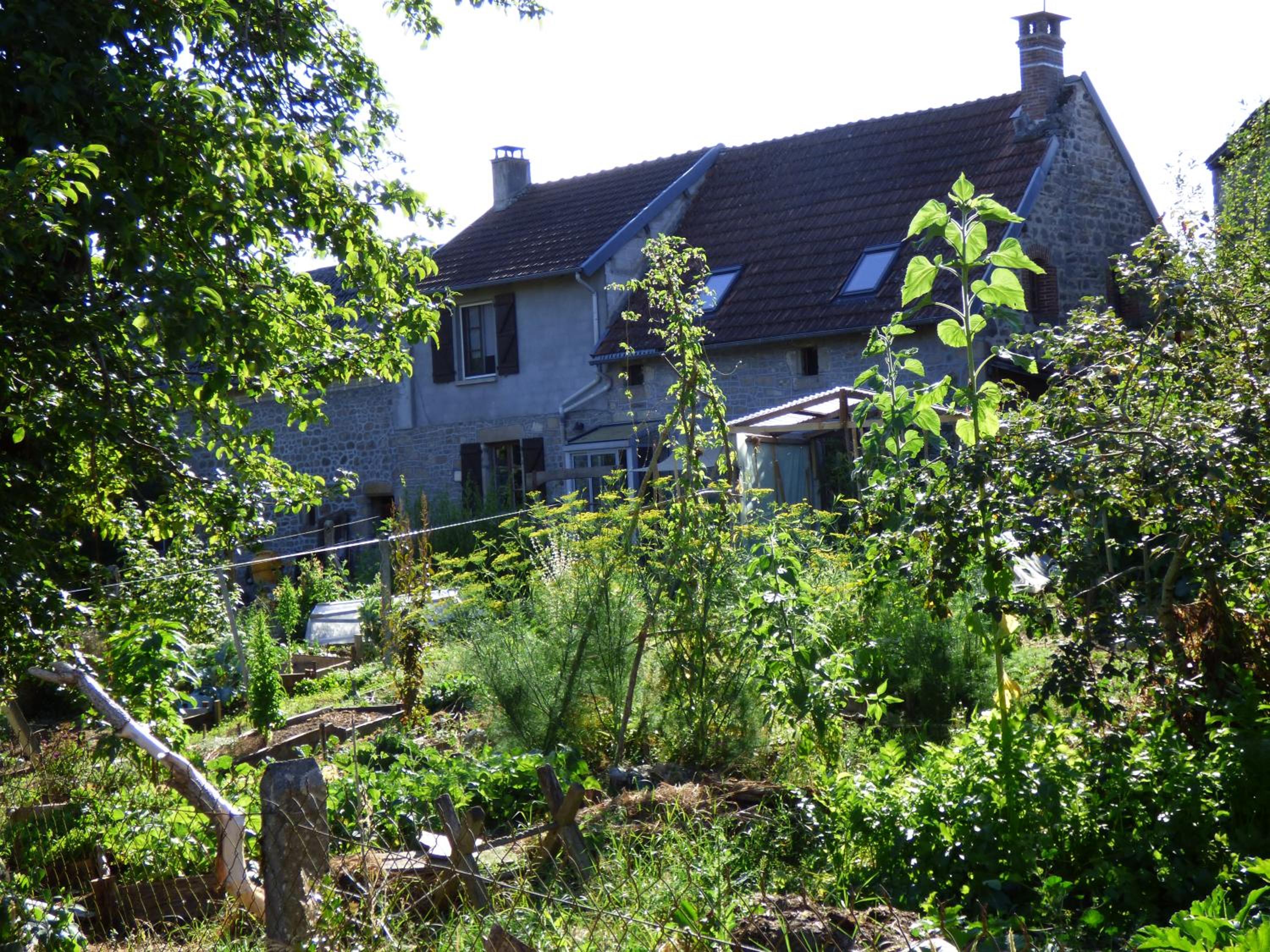 King Room with Garden View - Photo 4