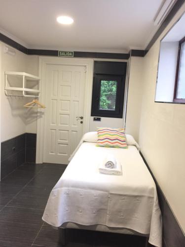 Single Room - Disability Access photo 2