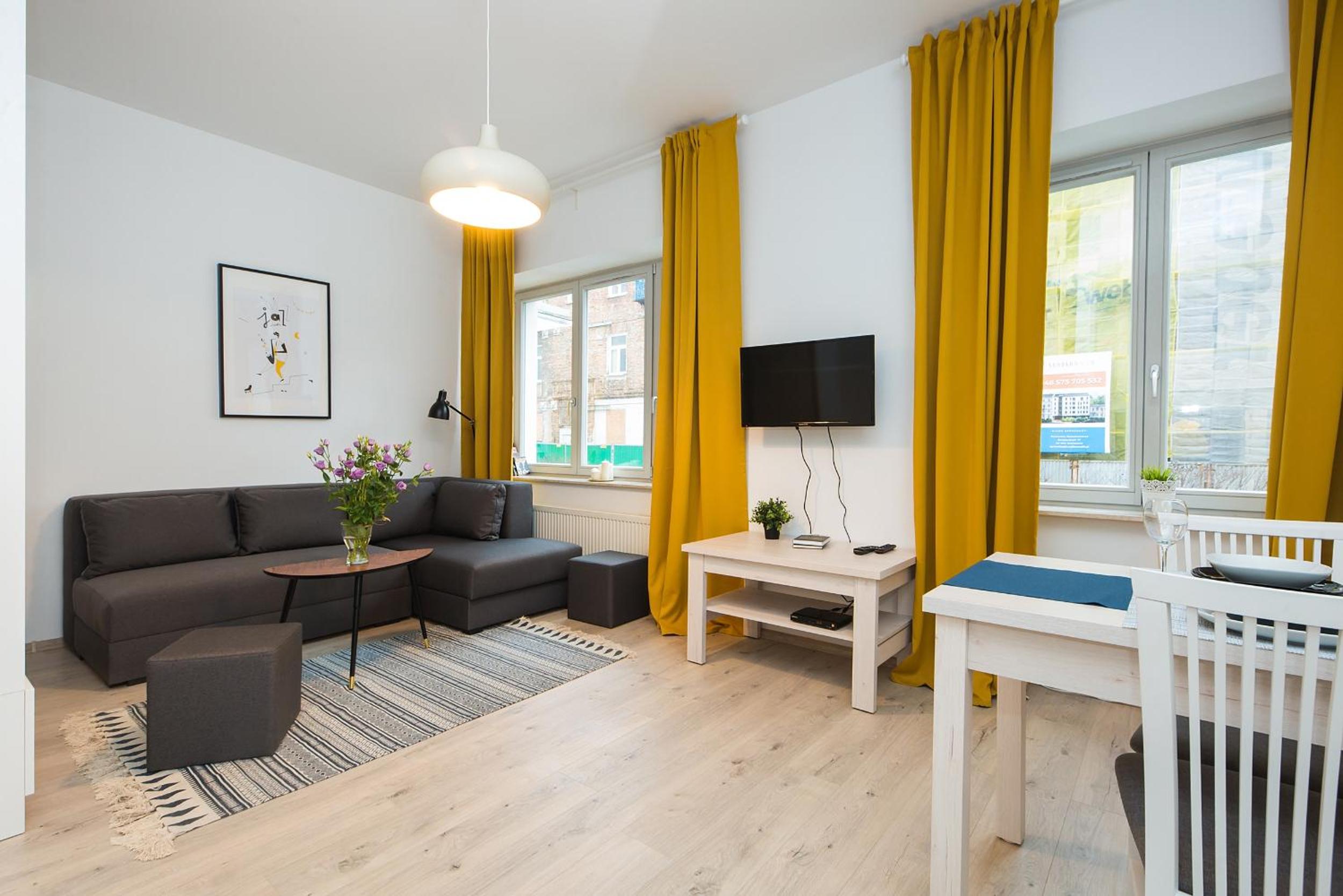 Studio Apartment