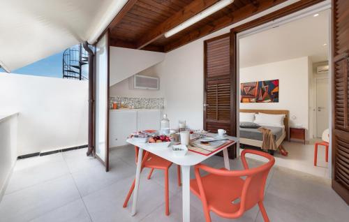 Double Room with Terrace - Photo 1