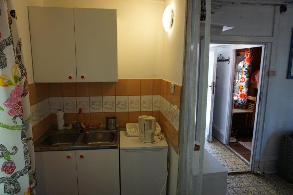 Two-Bedroom House photo 3