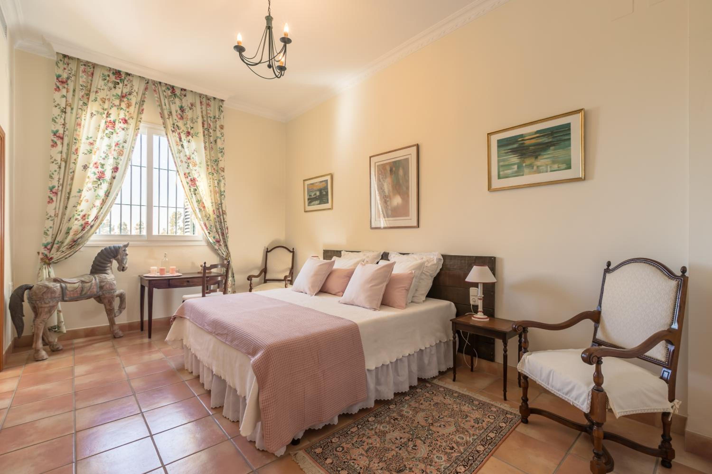 Double Room with Private Bathroom photo 1