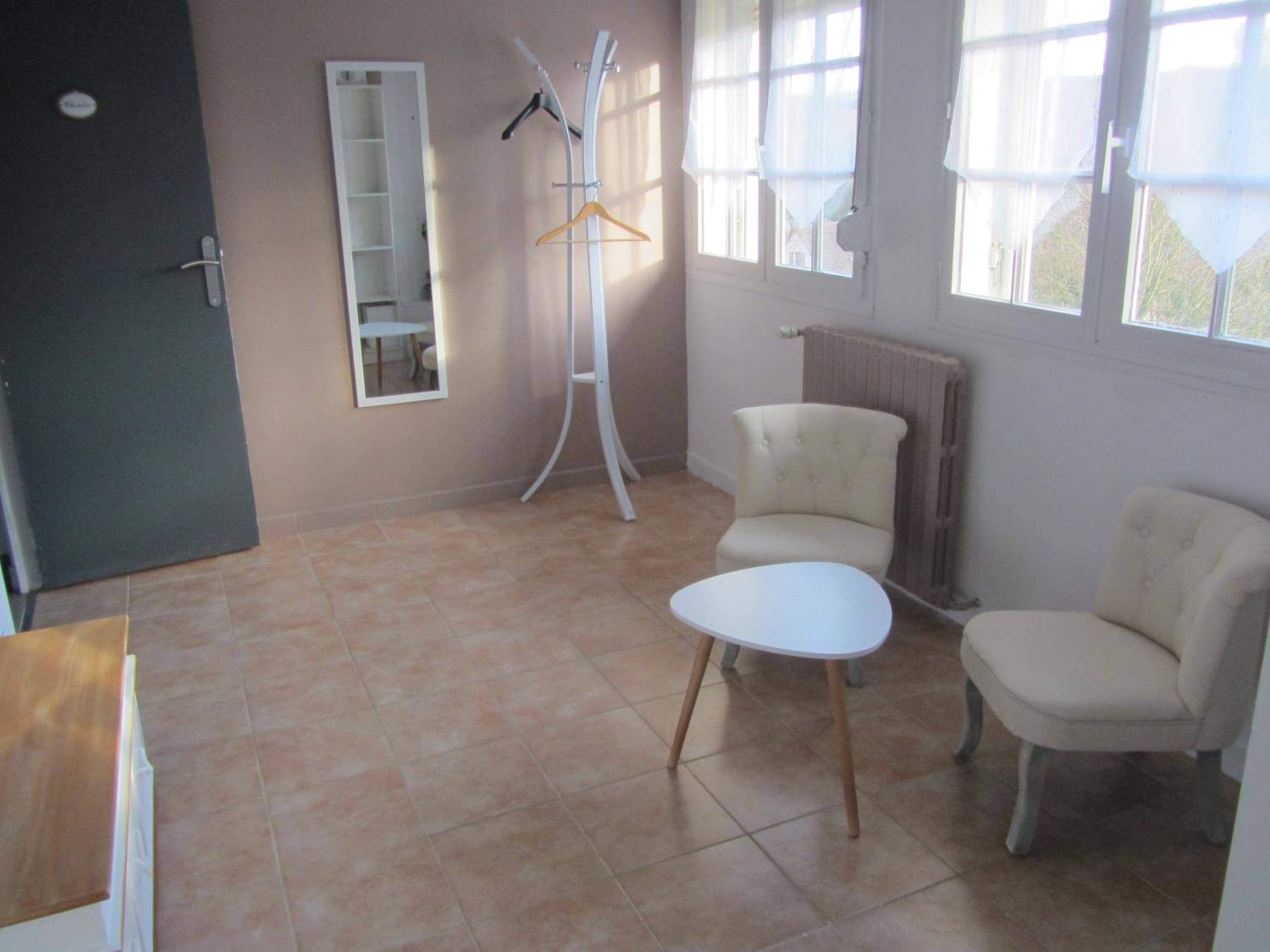 Double Room with Garden View - Photo 3