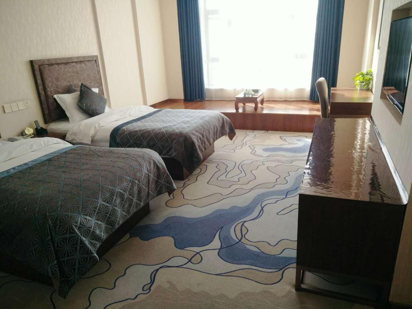 Deluxe Twin Room With River View-Mainland Chinese Citizen Only photo 1