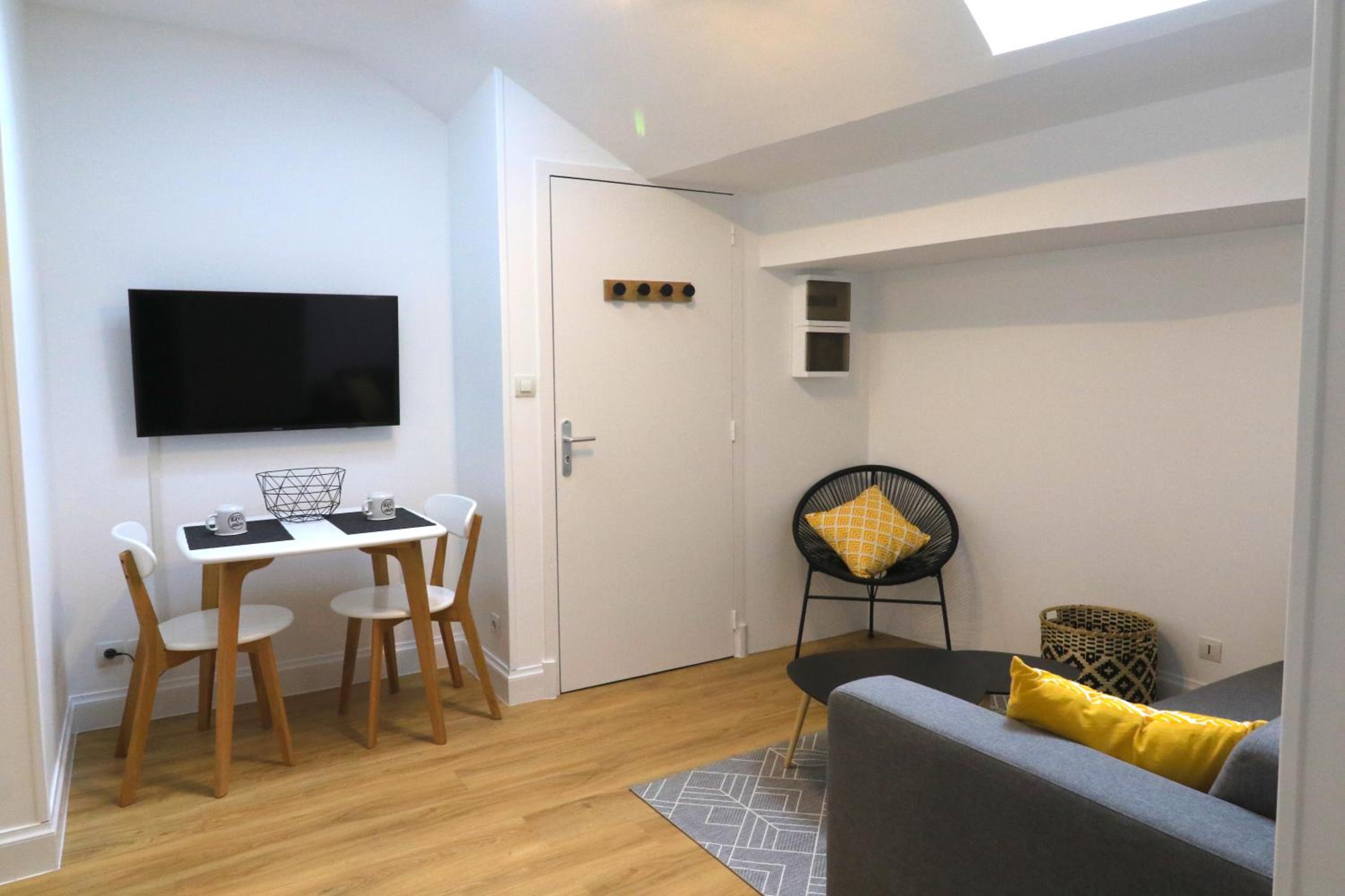 Deluxe Apartment photo 1
