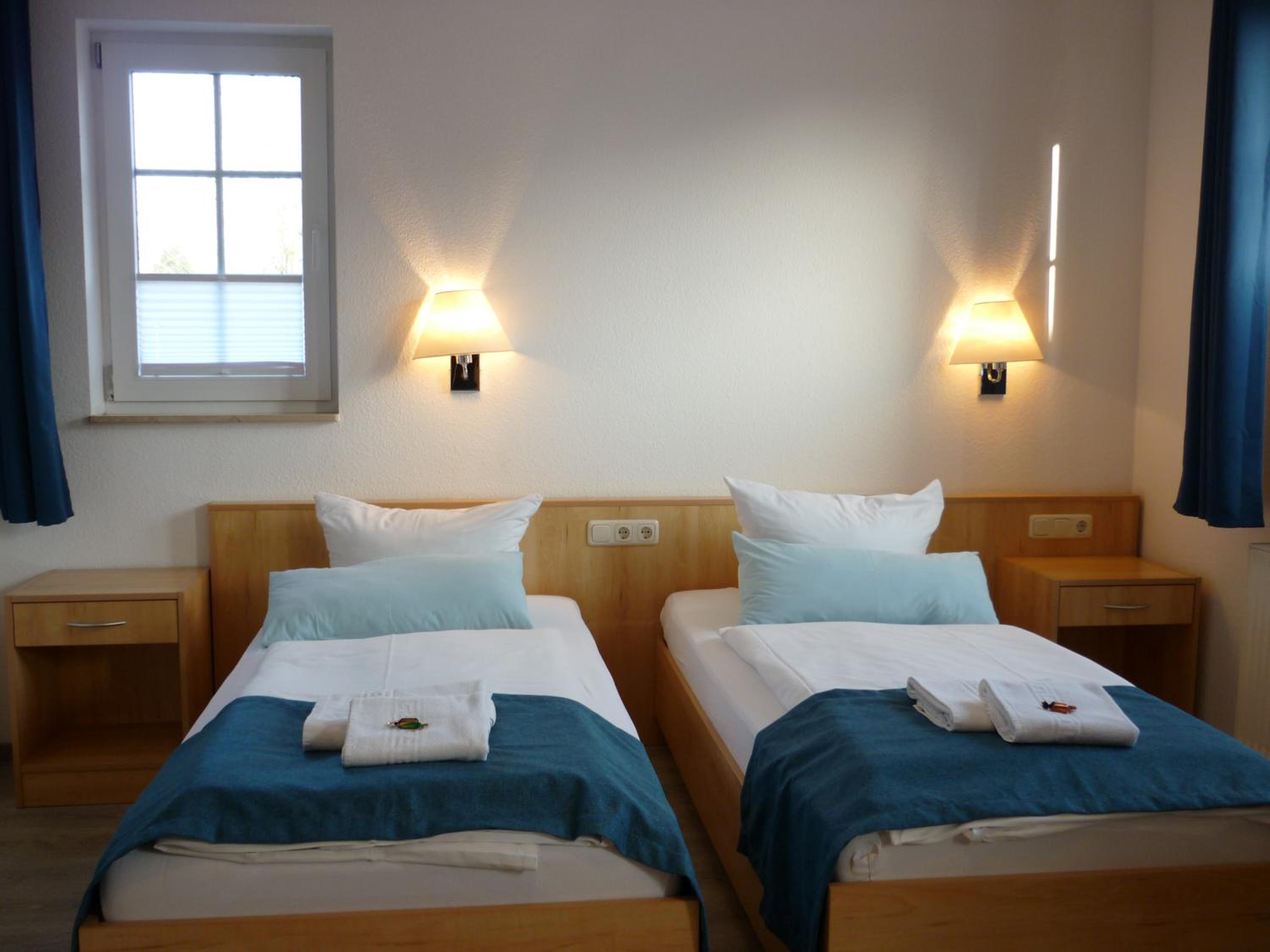 Double or Twin Room with Bathroom photo 2
