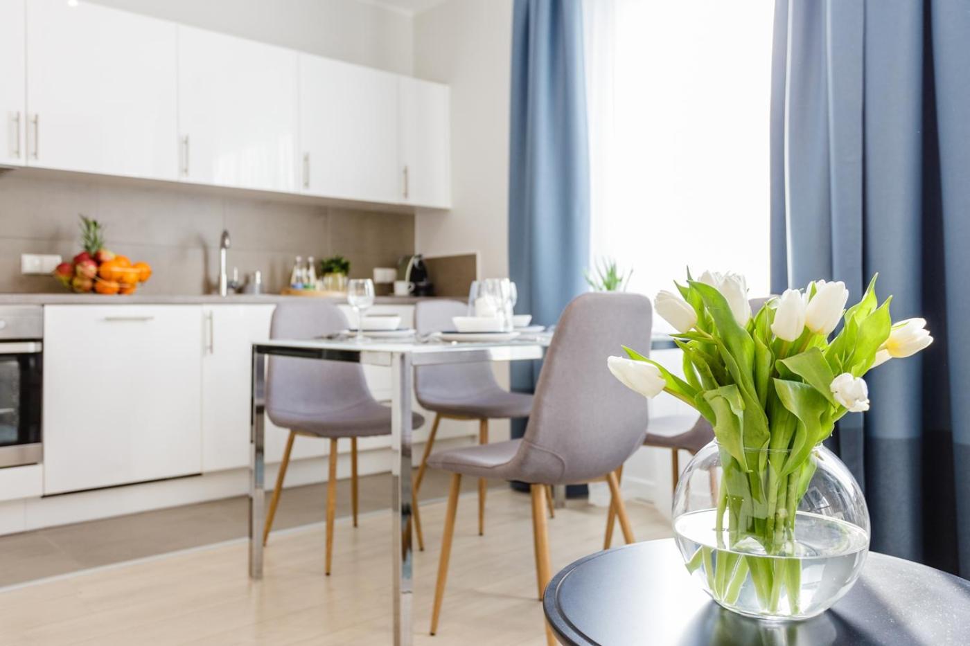 Two-Bedroom Apartment - Photo 3