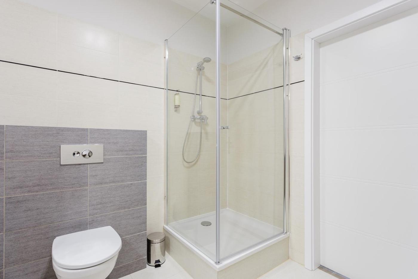 Two-Bedroom Apartment - Photo 6