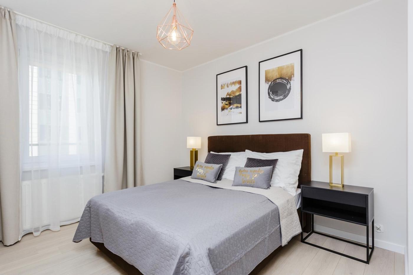 Two-Bedroom Apartment - Photo 2