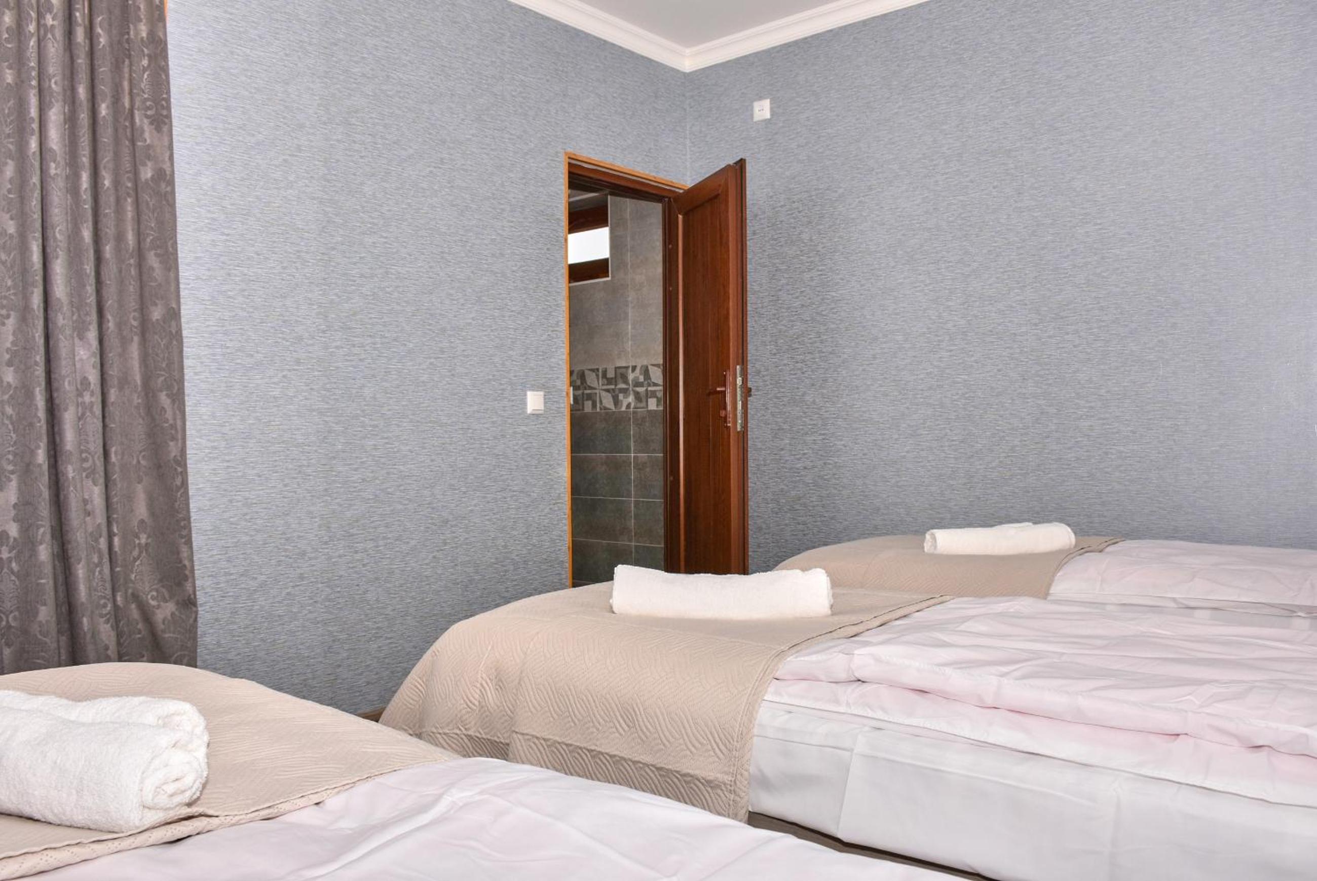 Triple Room with Bathroom