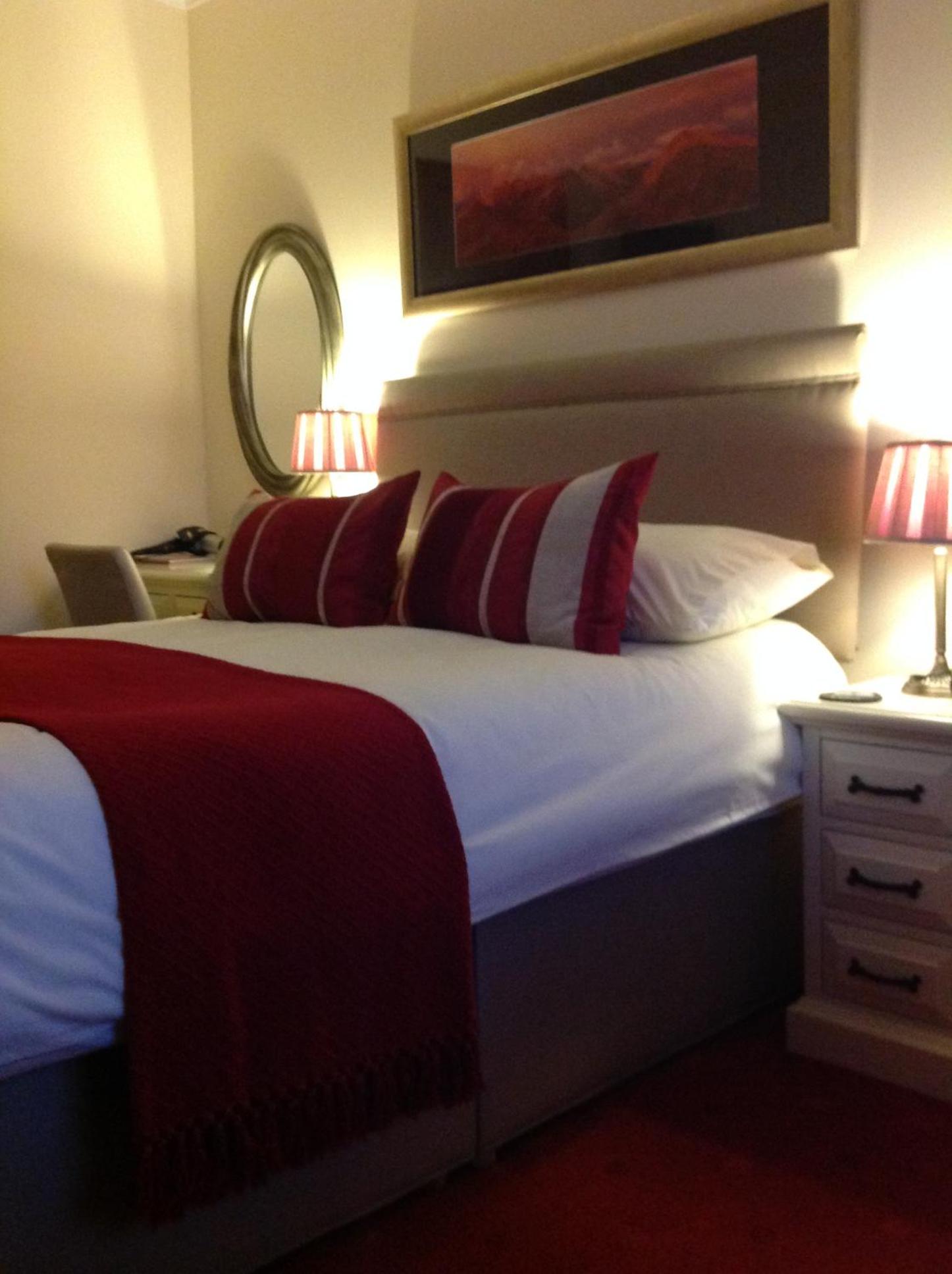 Double Room - Photo 2