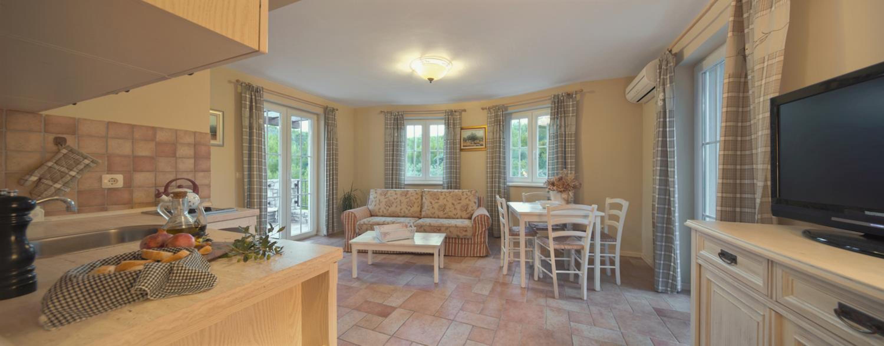 Apartment with Terrace photo 1