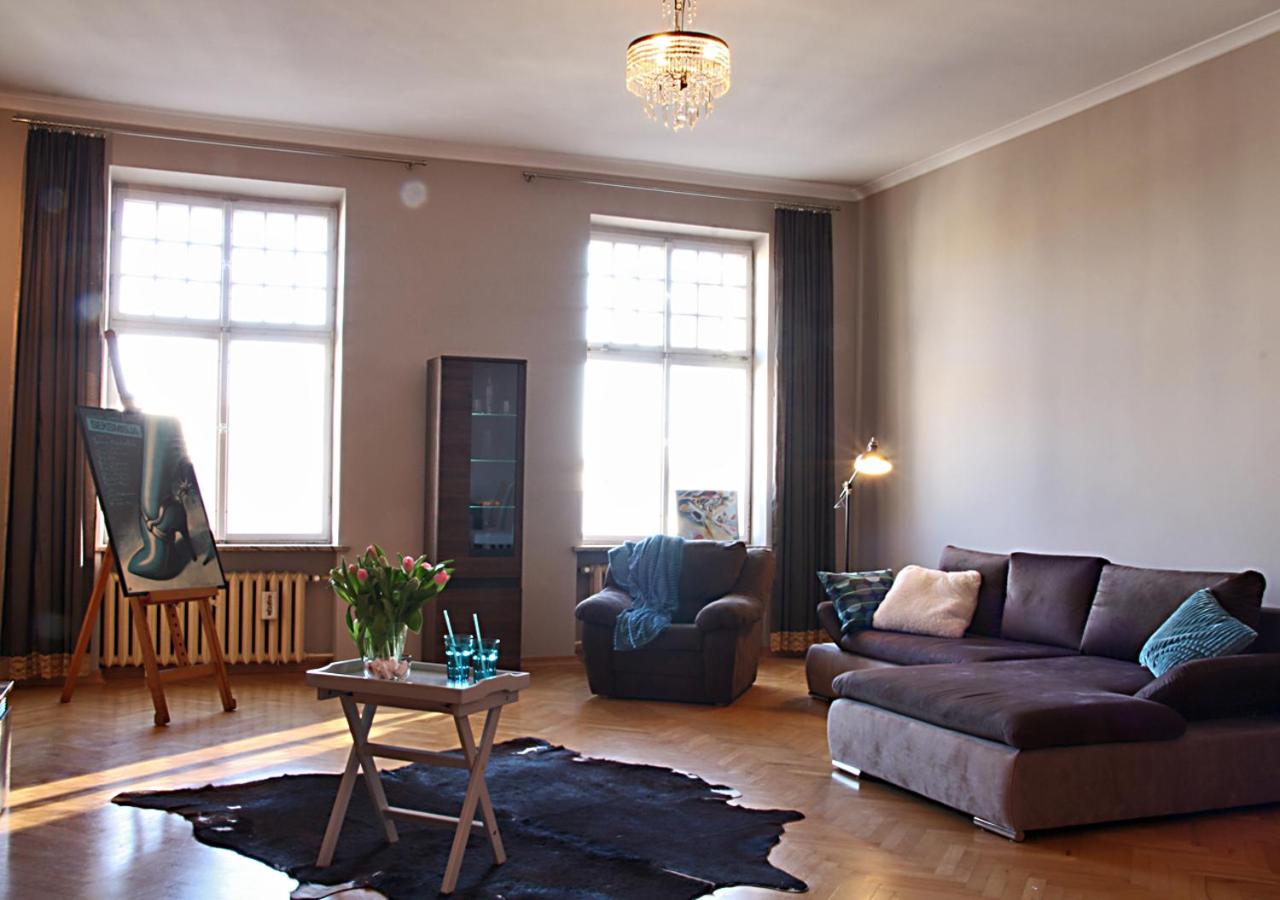 Two-Bedroom Apartment - Photo 5