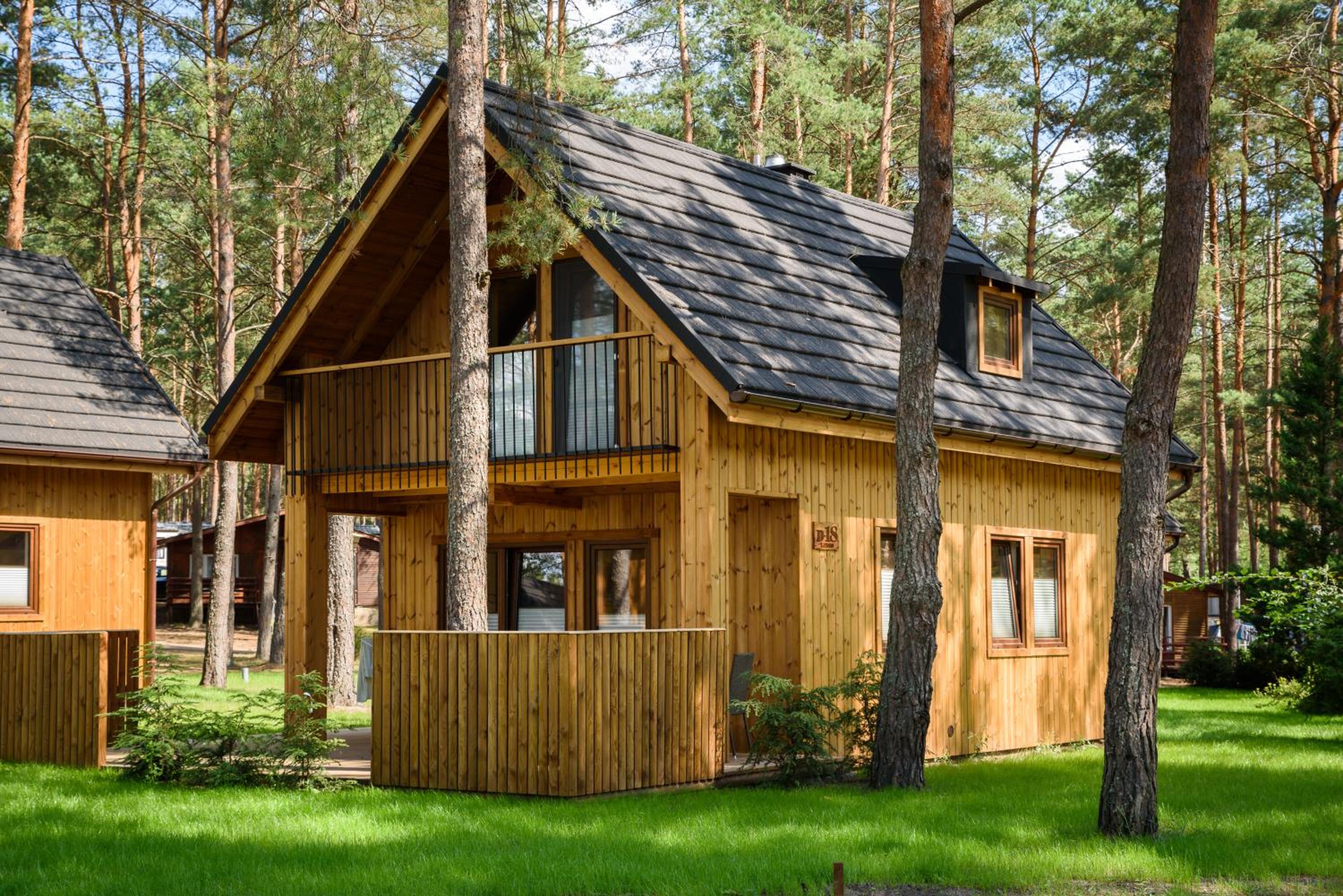 Deluxe Two-Bedroom Chalet  photo 1
