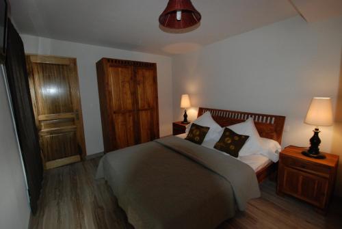 Double Room with Pool View #3 - Photo 1