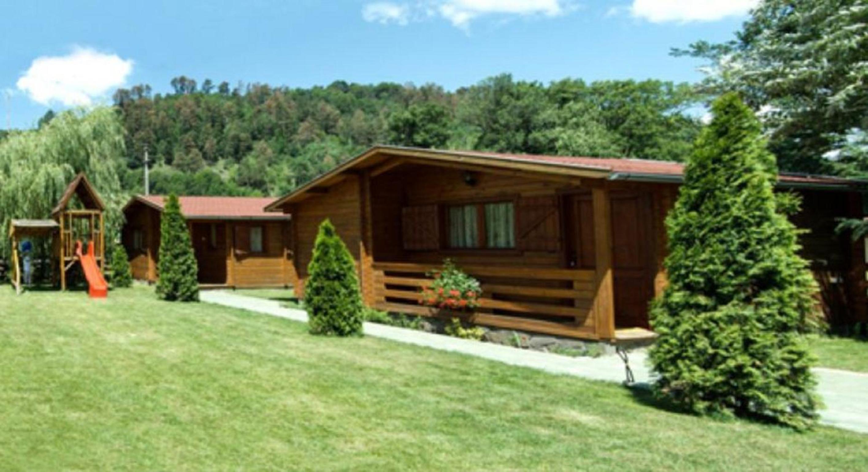 Bungalow (4 Adults)
