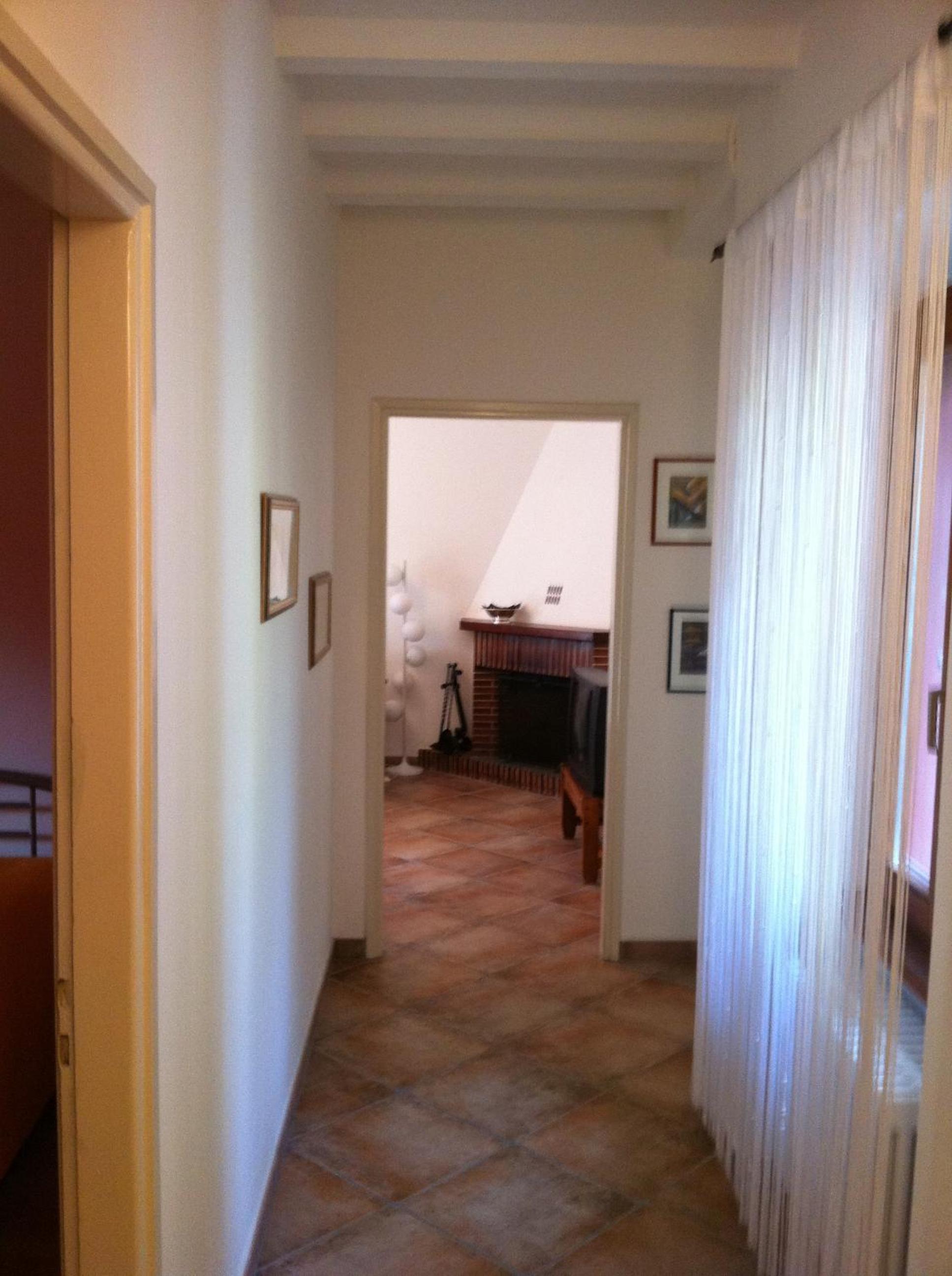 Two-Bedroom House with Private Garden photo 1
