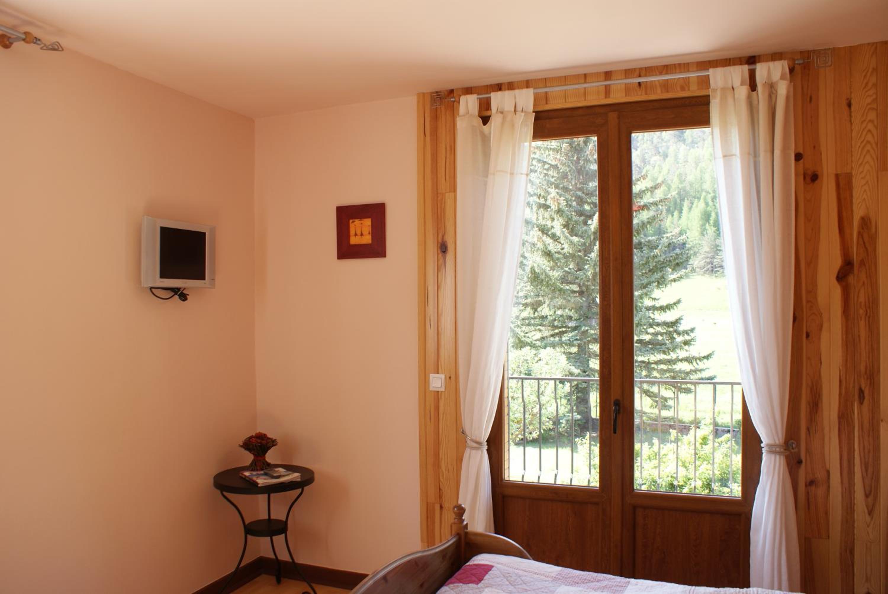 Double Room with Mountain View photo 3