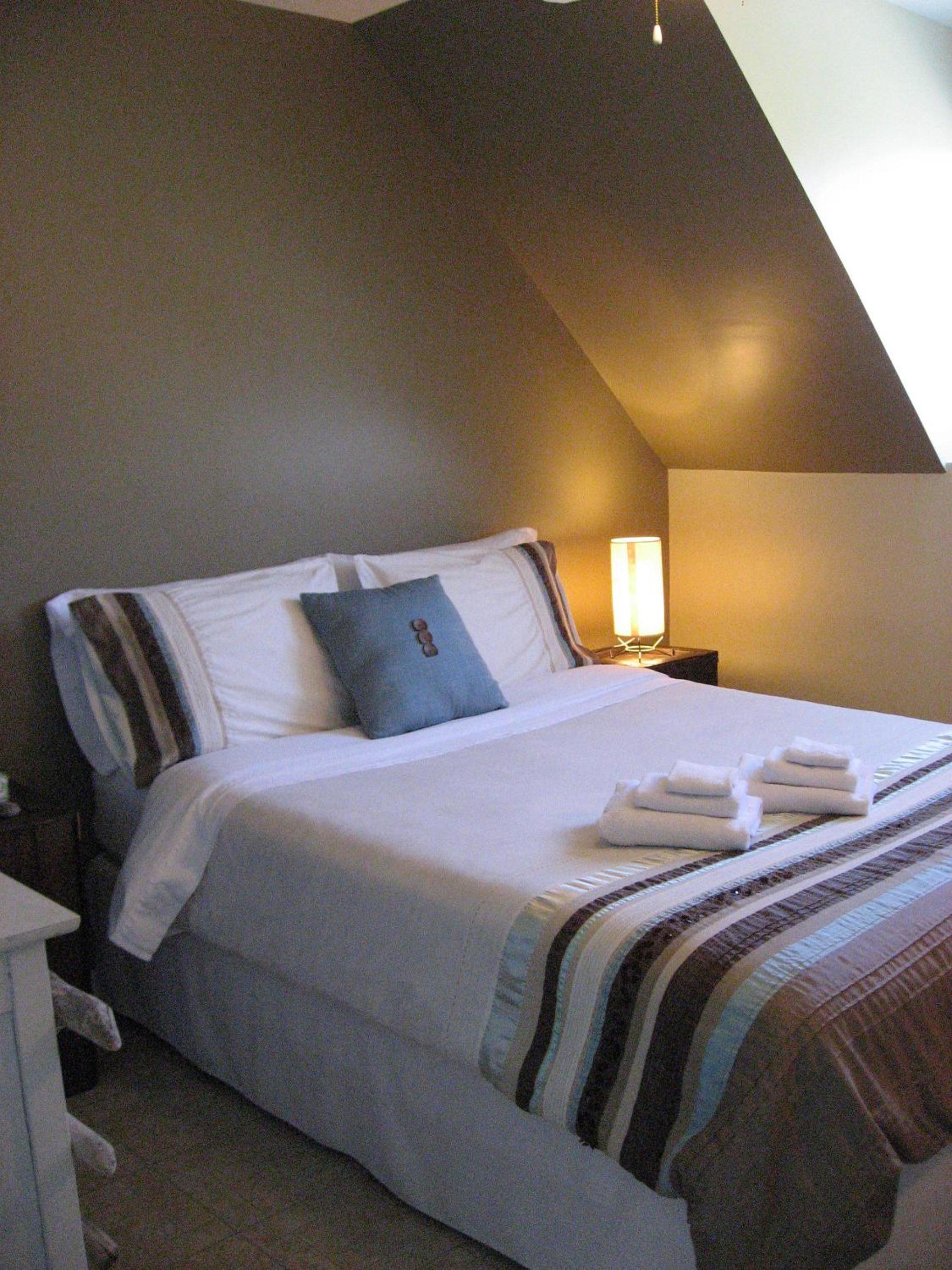 Queen Room photo 1
