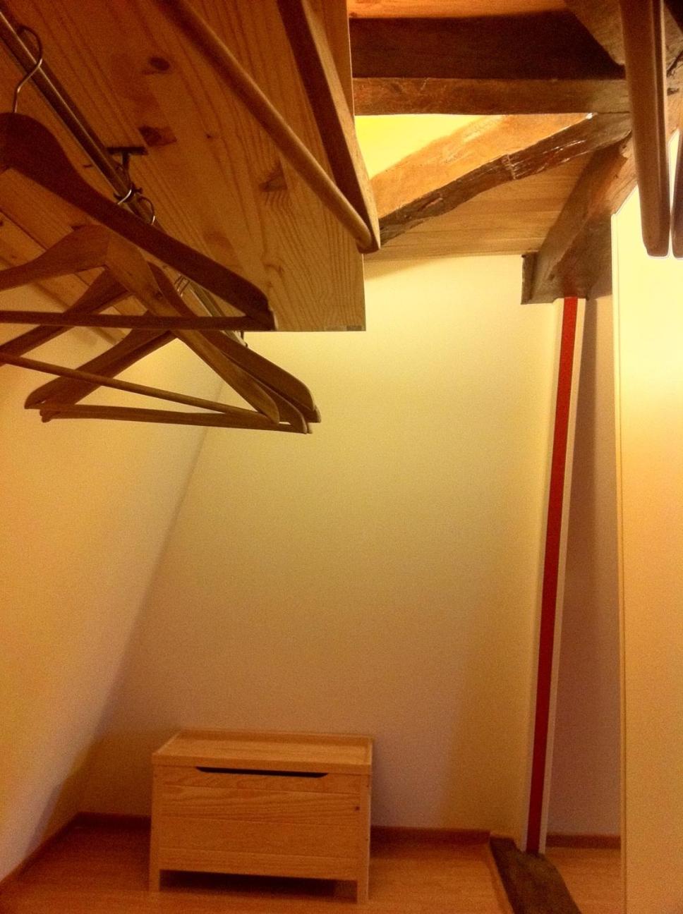 One-Bedroom Apartment - Photo 7