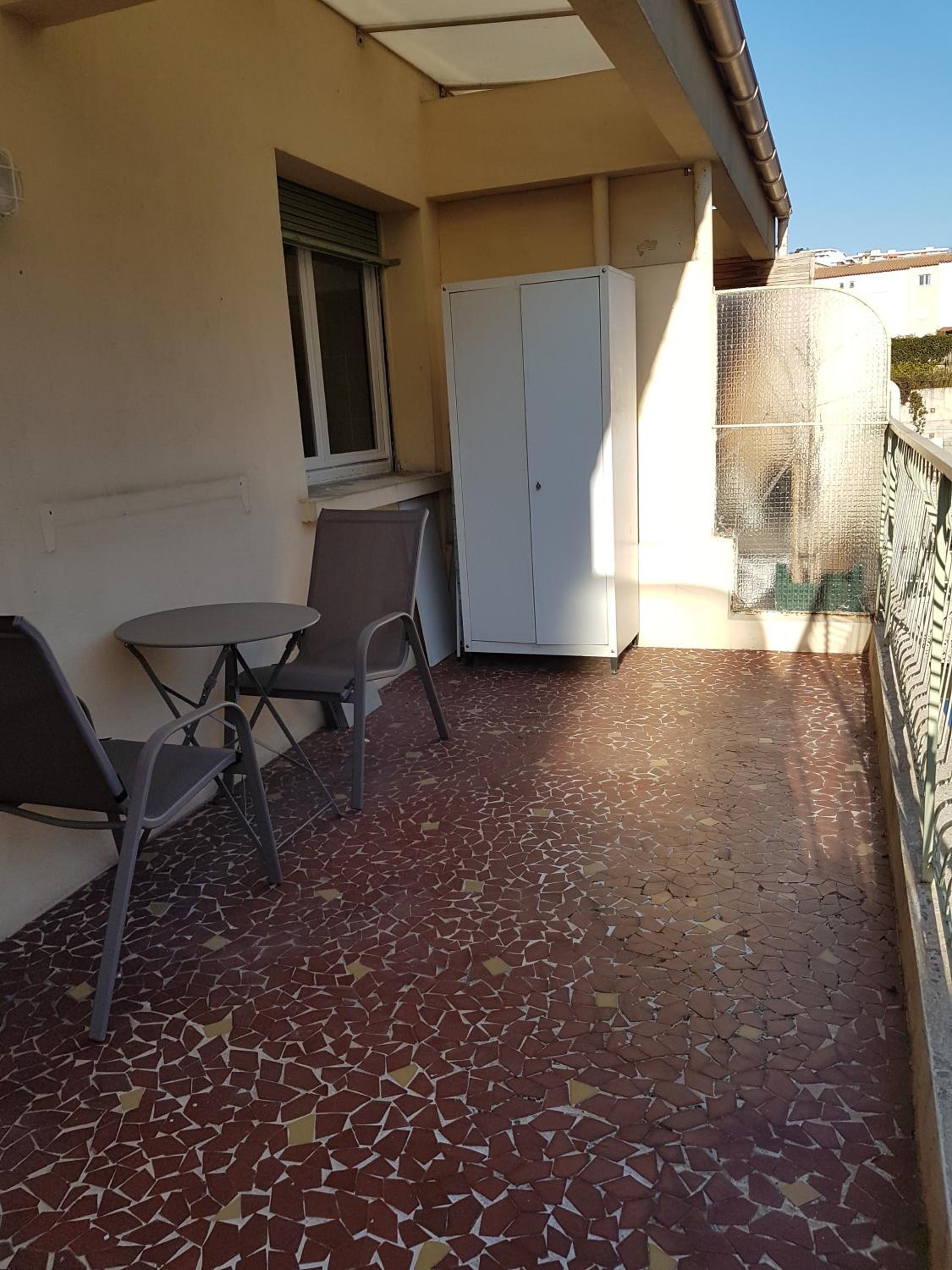 Studio with Sea View