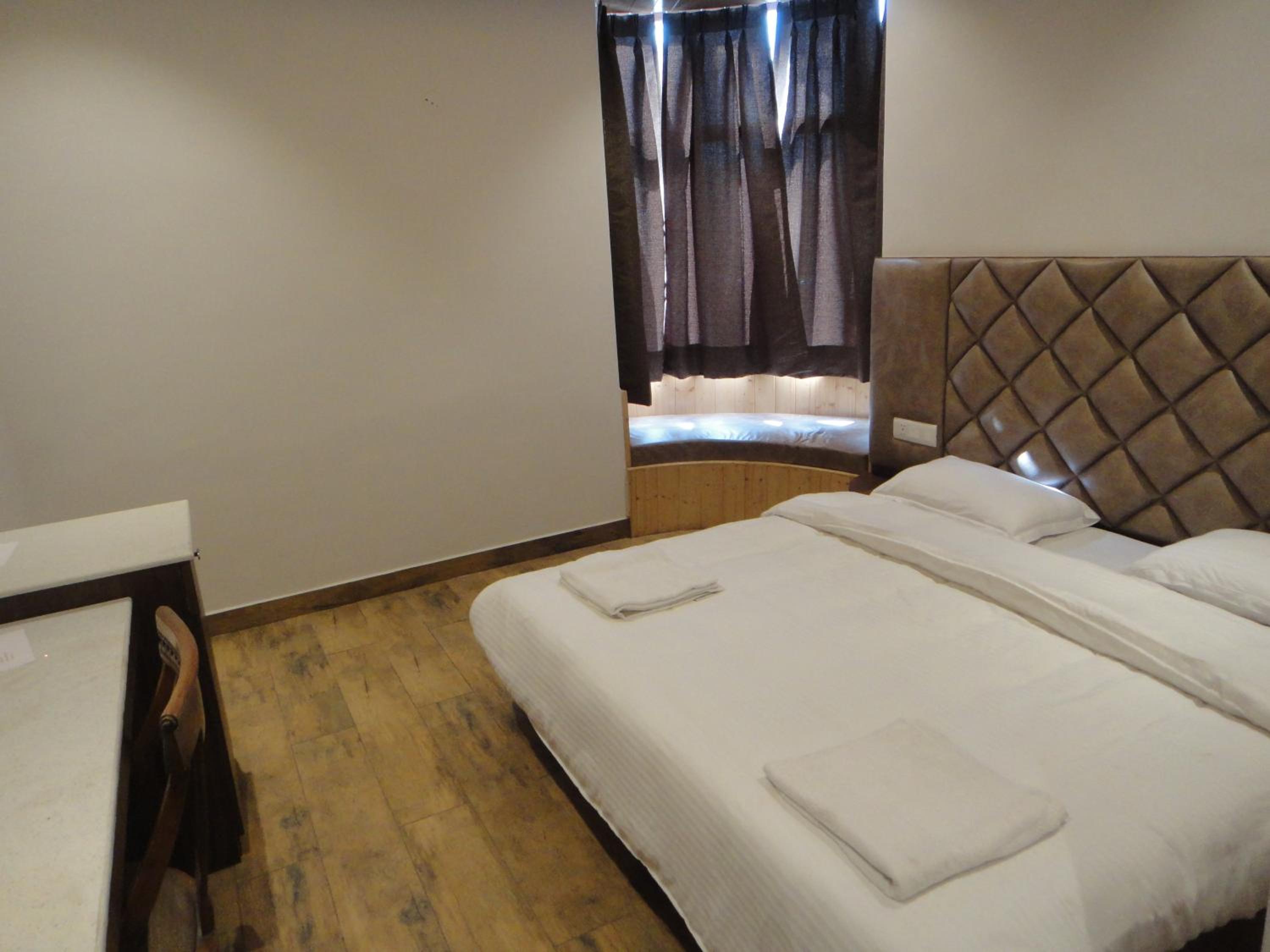 Deluxe Double Room photo 2
