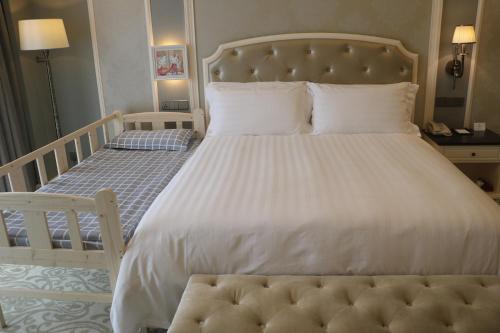 Superior Deluxe Room with View photo 1