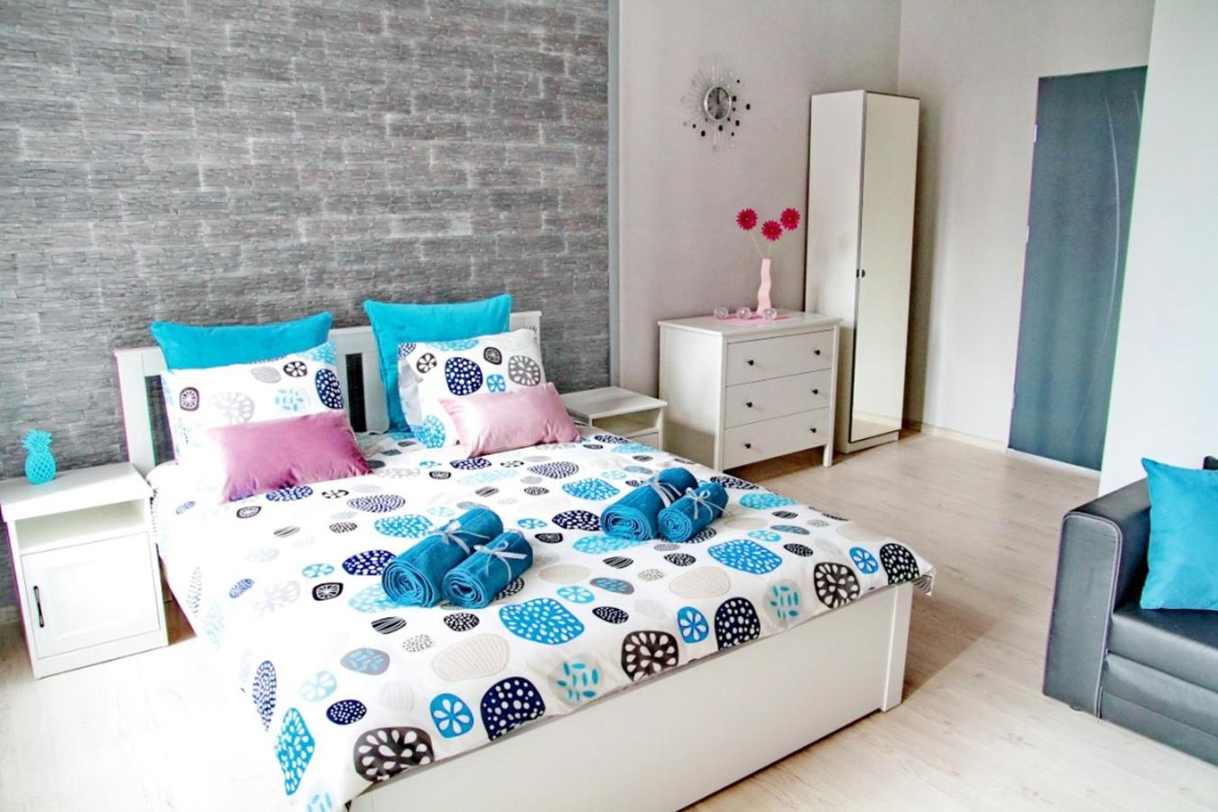 Deluxe Double Room with Shower - Photo 2