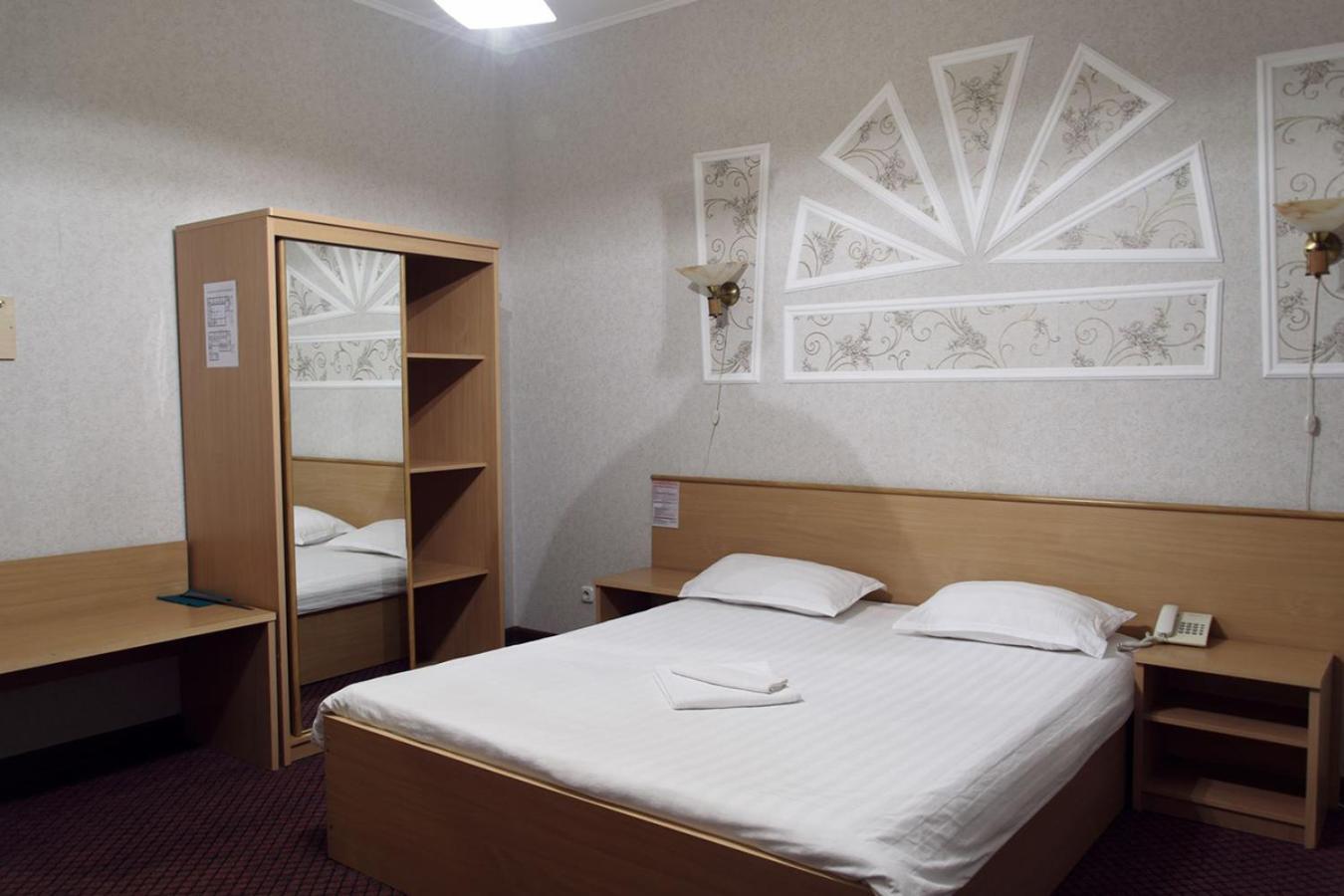 Standard Double Room photo 3