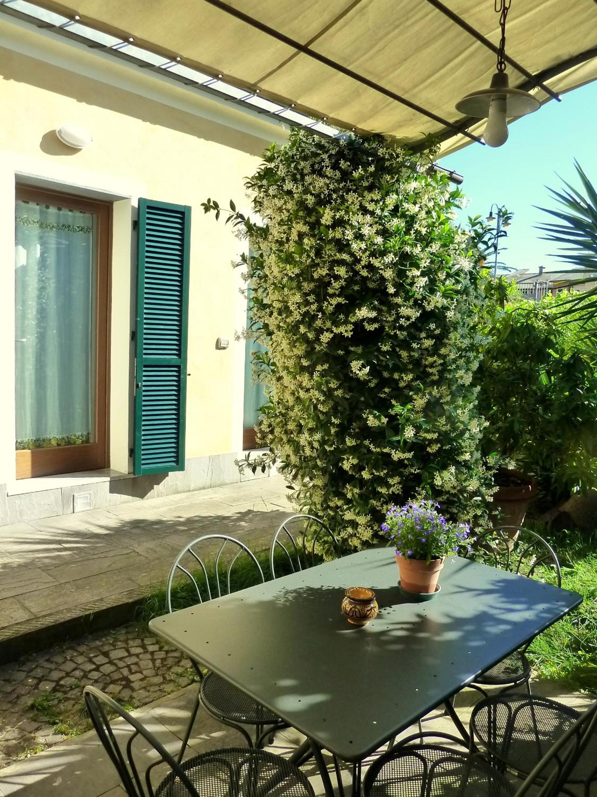 Junior Suite with Garden View